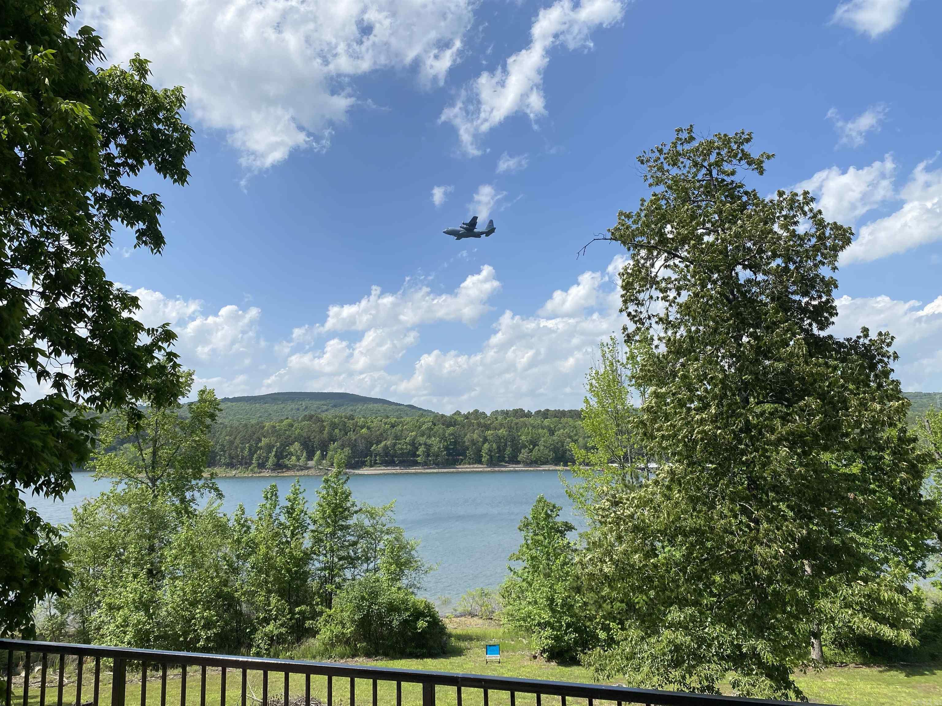 SKYPOINT ESTATES - Residential