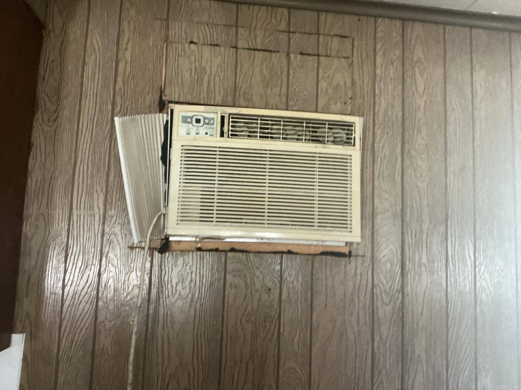 ROLLING ACRES - Residential