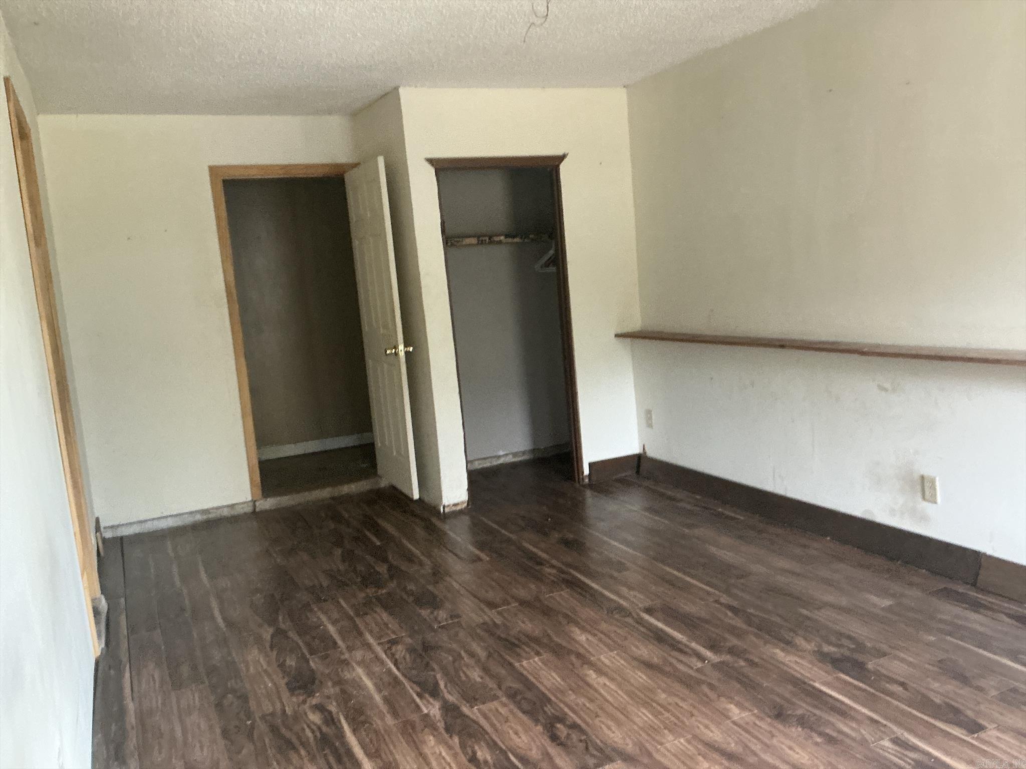 ROLLING ACRES - Residential