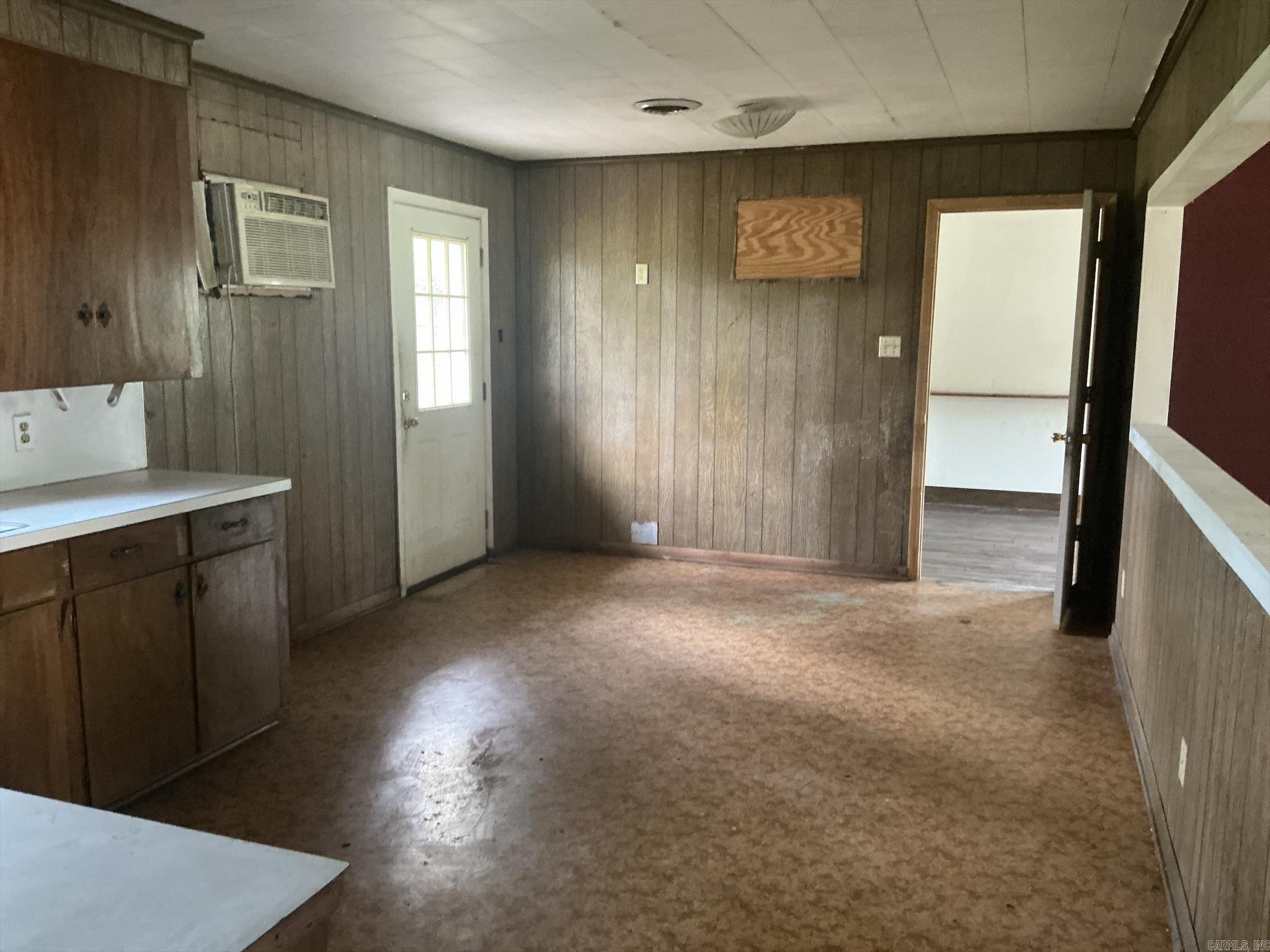 ROLLING ACRES - Residential