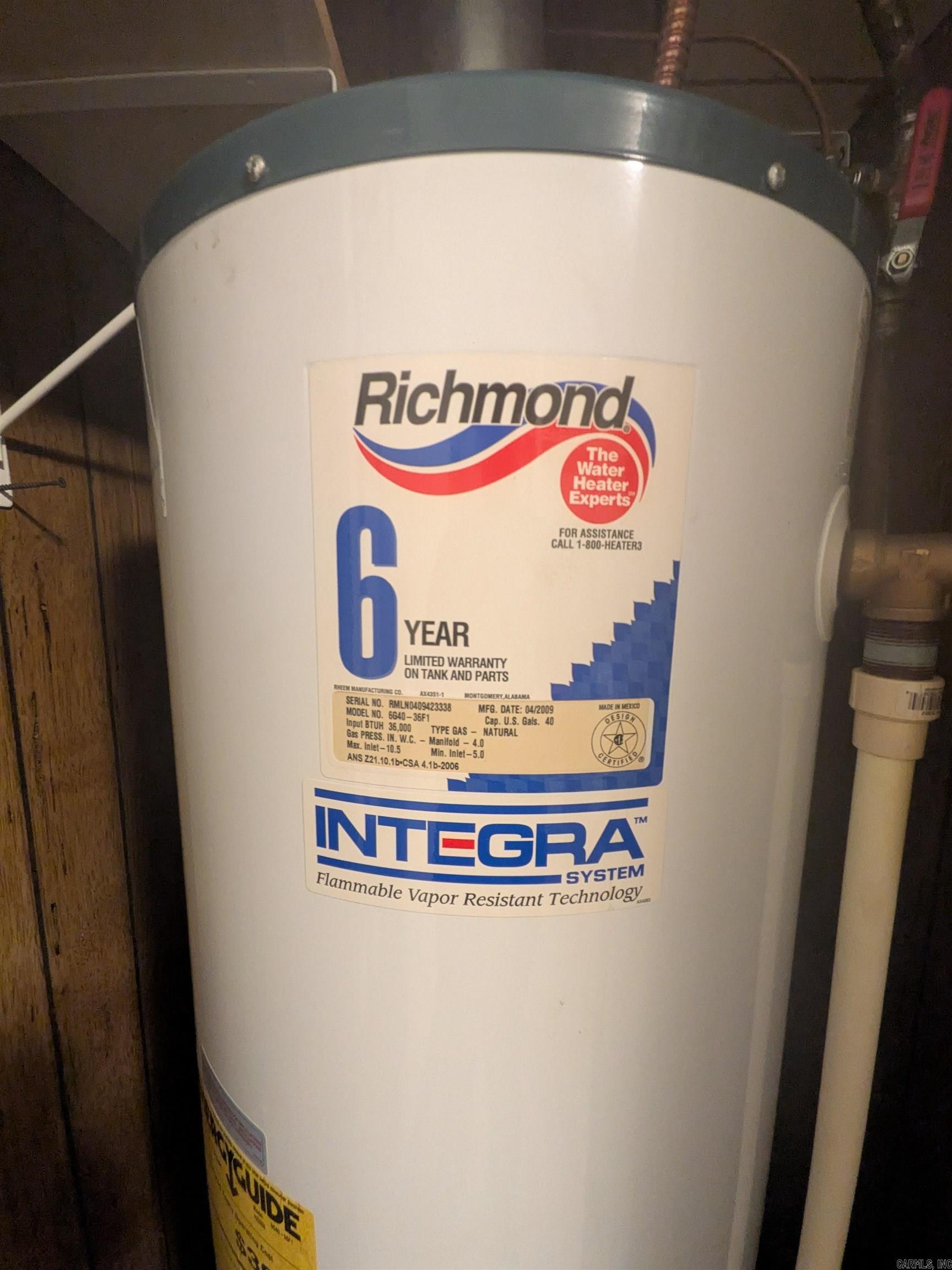 MIKE BERG LAKE - Residential