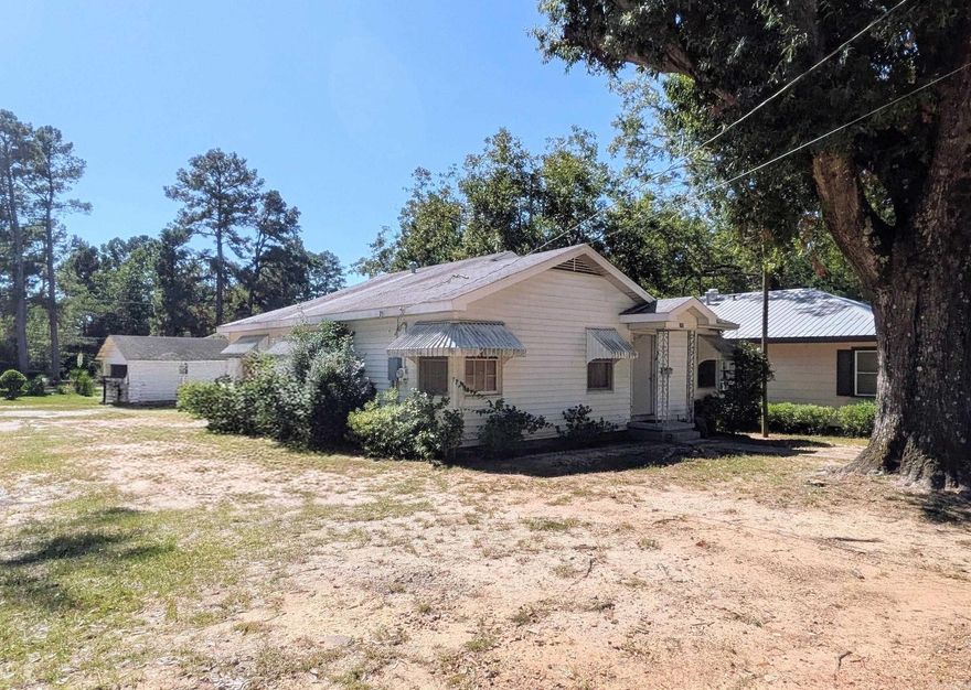 This 3 bedroom, 2 bath home sits on a corner lot. The property features a living room, dining room, & plenty of potential for updates to make it your own. Currently rented, this home is perfect for investors looking for immediate income or for buyers ready to customize your home. Don't miss this chance to broaden your investment portfolio.