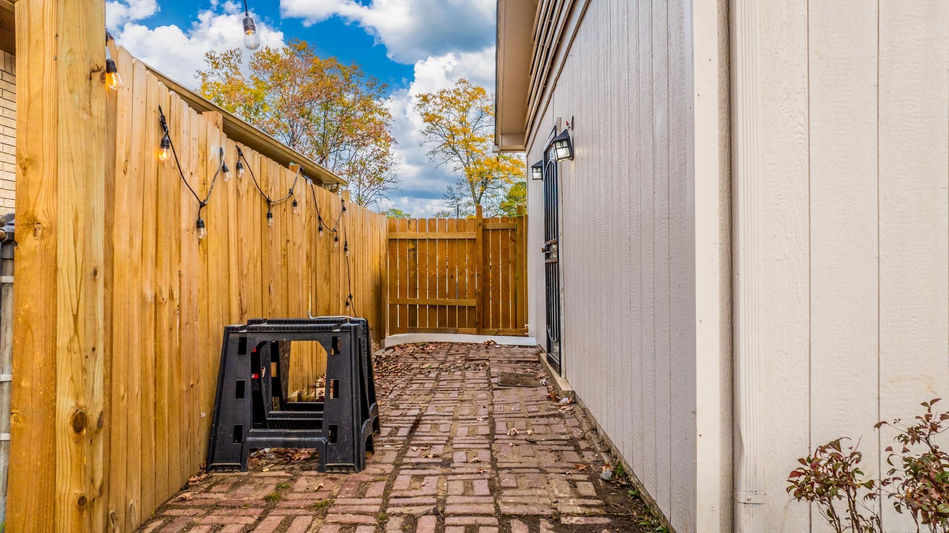 HARLTON ADDN - Residential