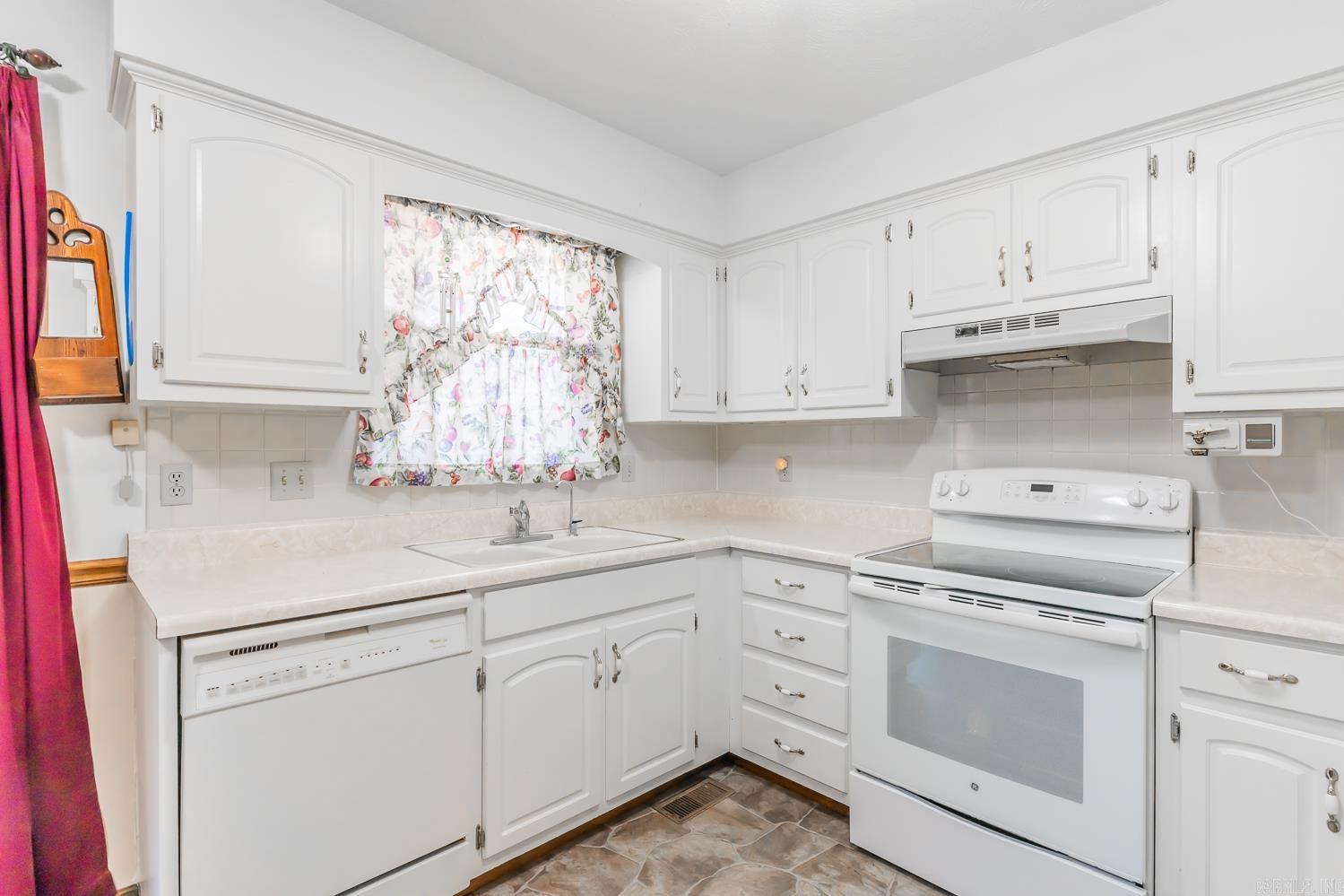 Sleepy Hollow I - Residential