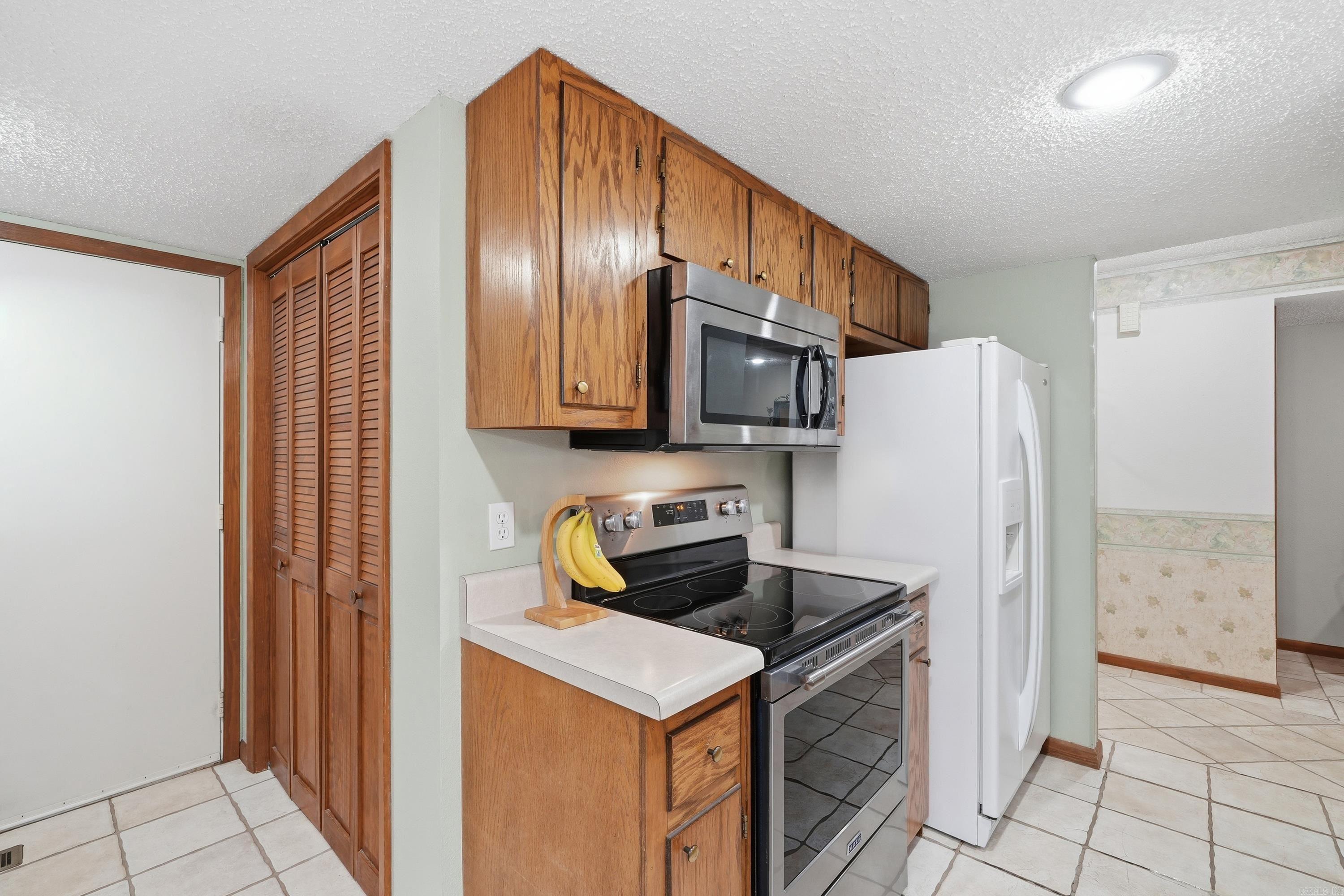 COUNTRY CLUB RIDGE TOWN - Residential