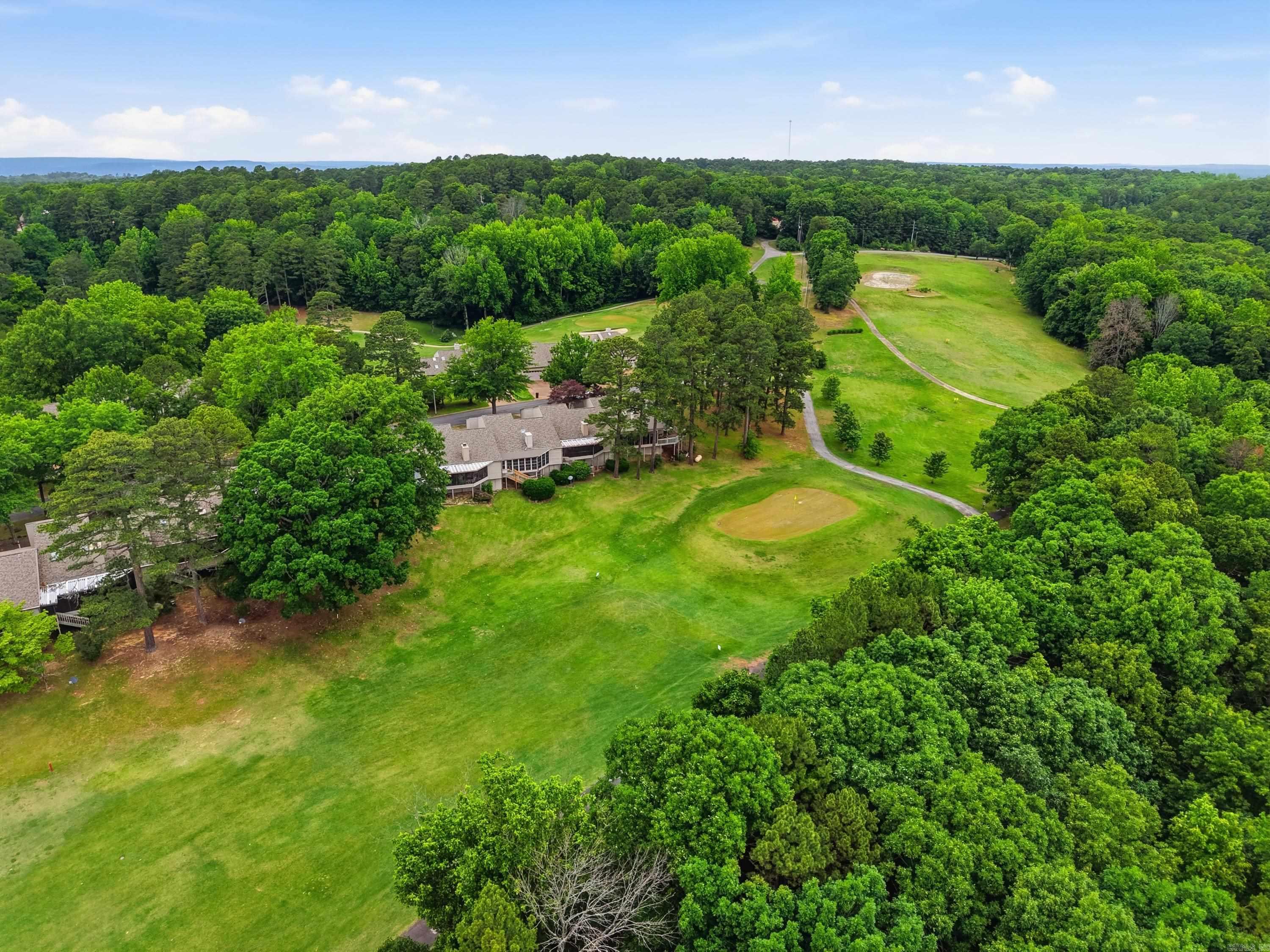 COUNTRY CLUB RIDGE TOWN - Residential