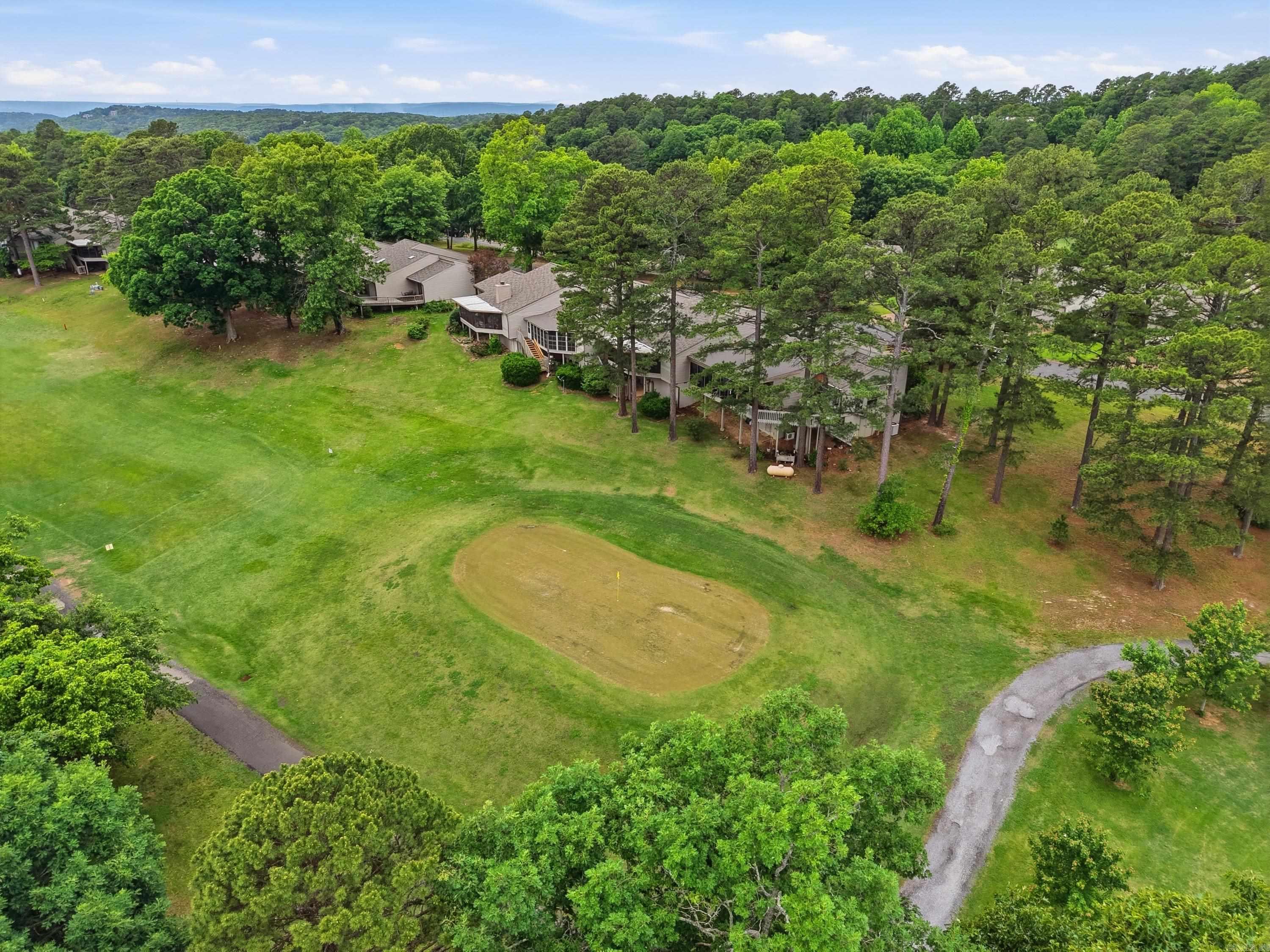COUNTRY CLUB RIDGE TOWN - Residential