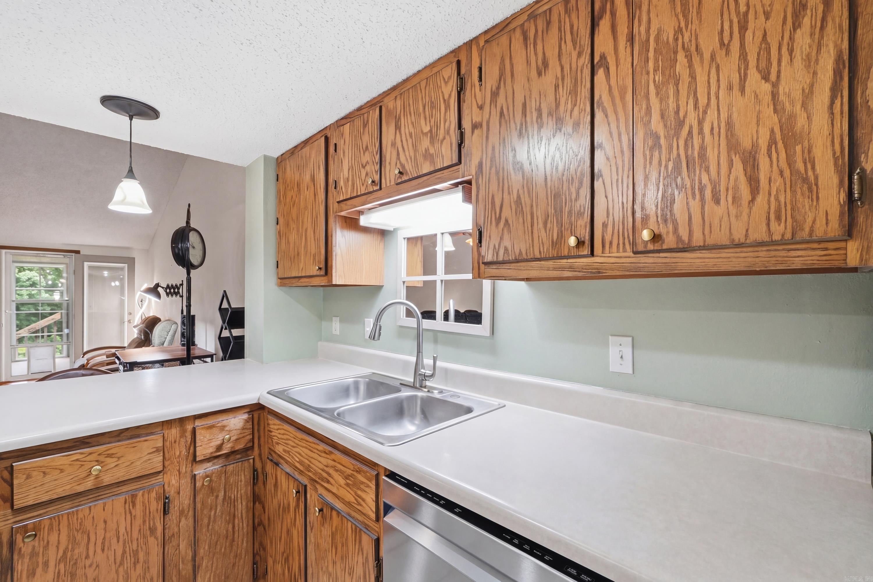 COUNTRY CLUB RIDGE TOWN - Residential