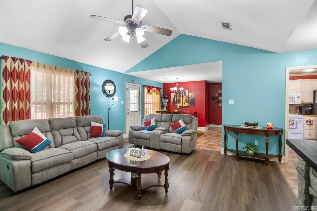 CROOKED CREEK - Residential