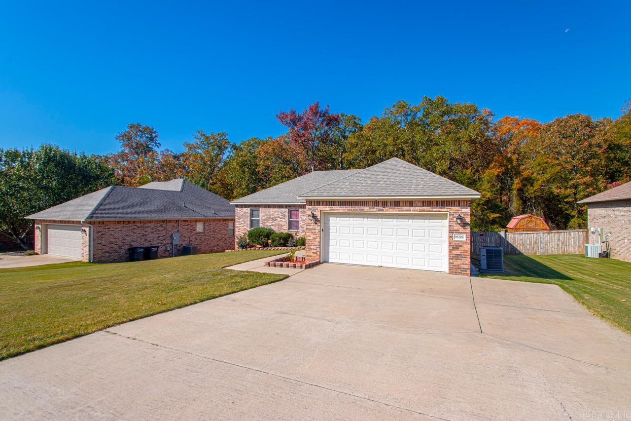 CROOKED CREEK - Residential