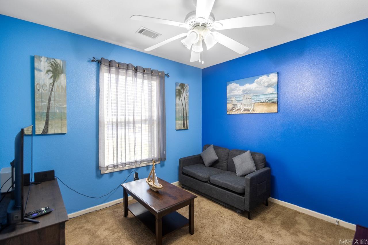 CROOKED CREEK - Residential