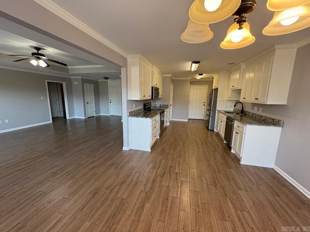 GLENN ABBEY - Residential