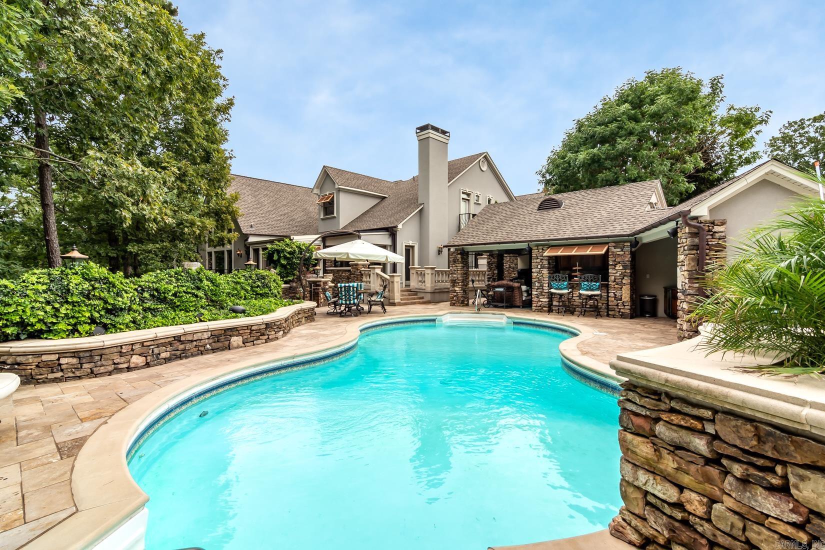 THUNDER BAY - LAKE - Residential