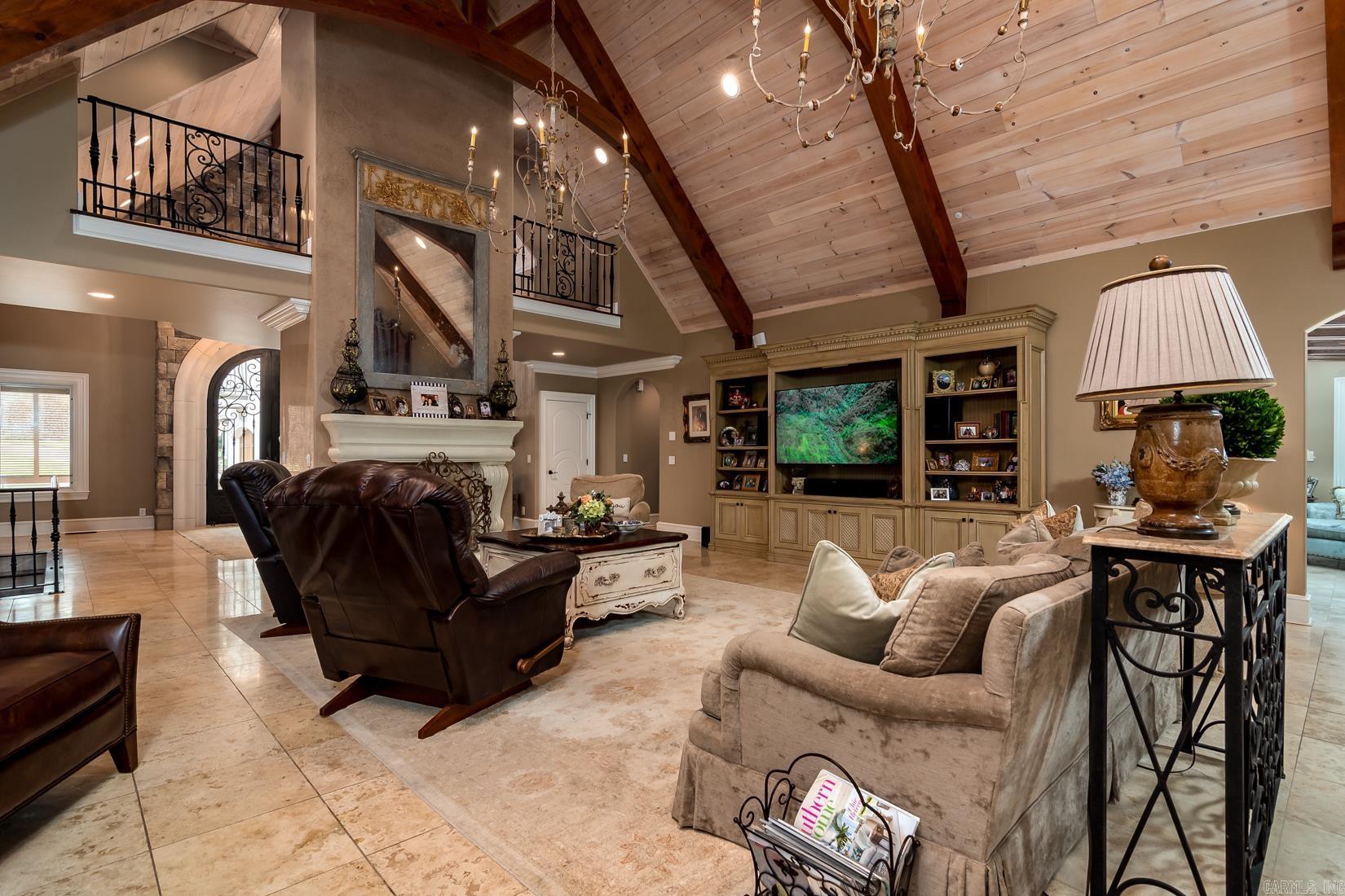 THUNDER BAY - LAKE - Residential