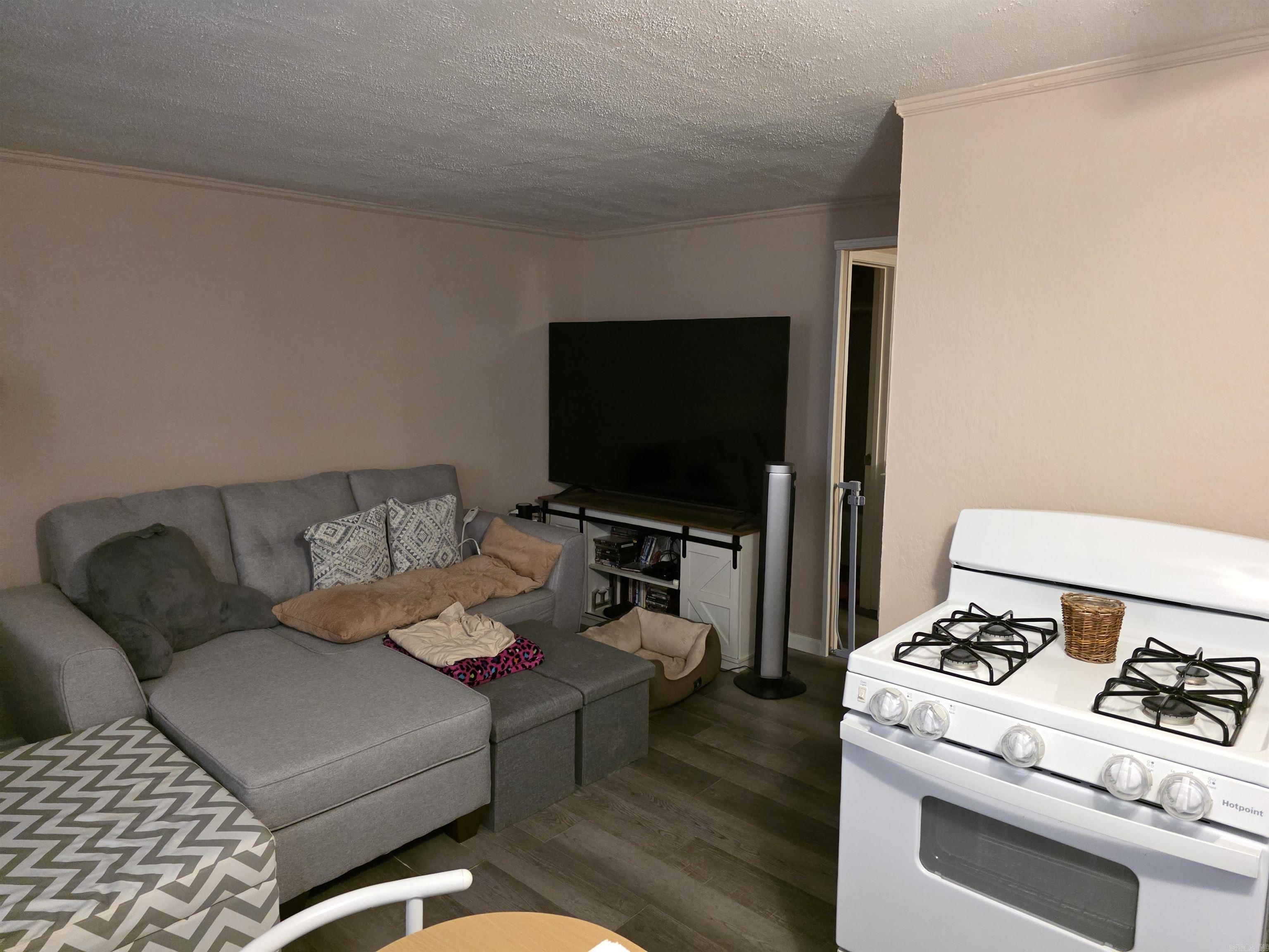 Price Barnes - Residential Income