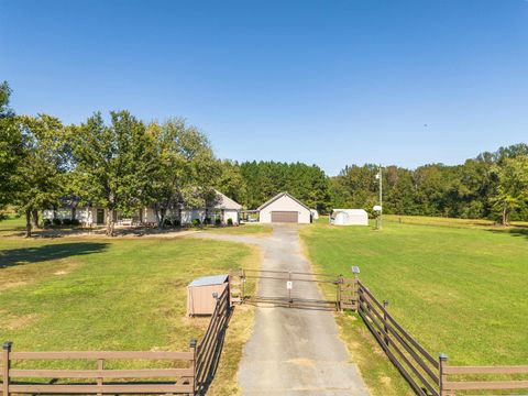 Photo of 13 Brown Road, Vilonia, AR 72173 (MLS # 26004598)