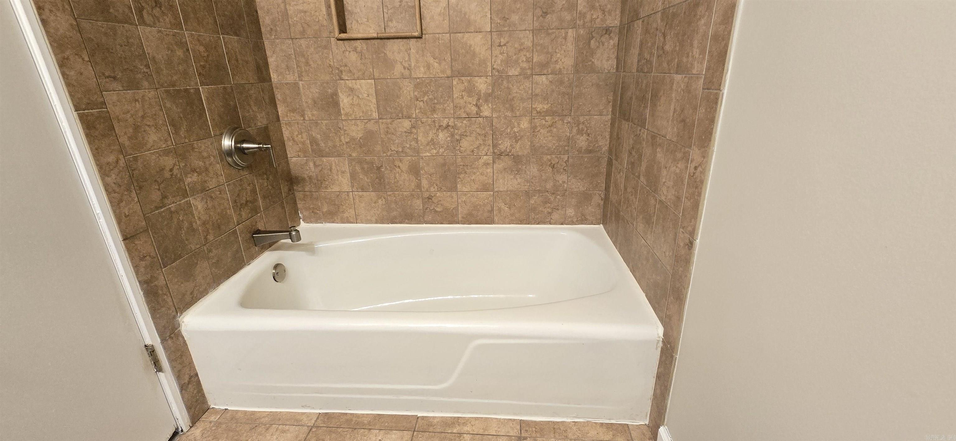 Breckenridge 1st - Residential Lease