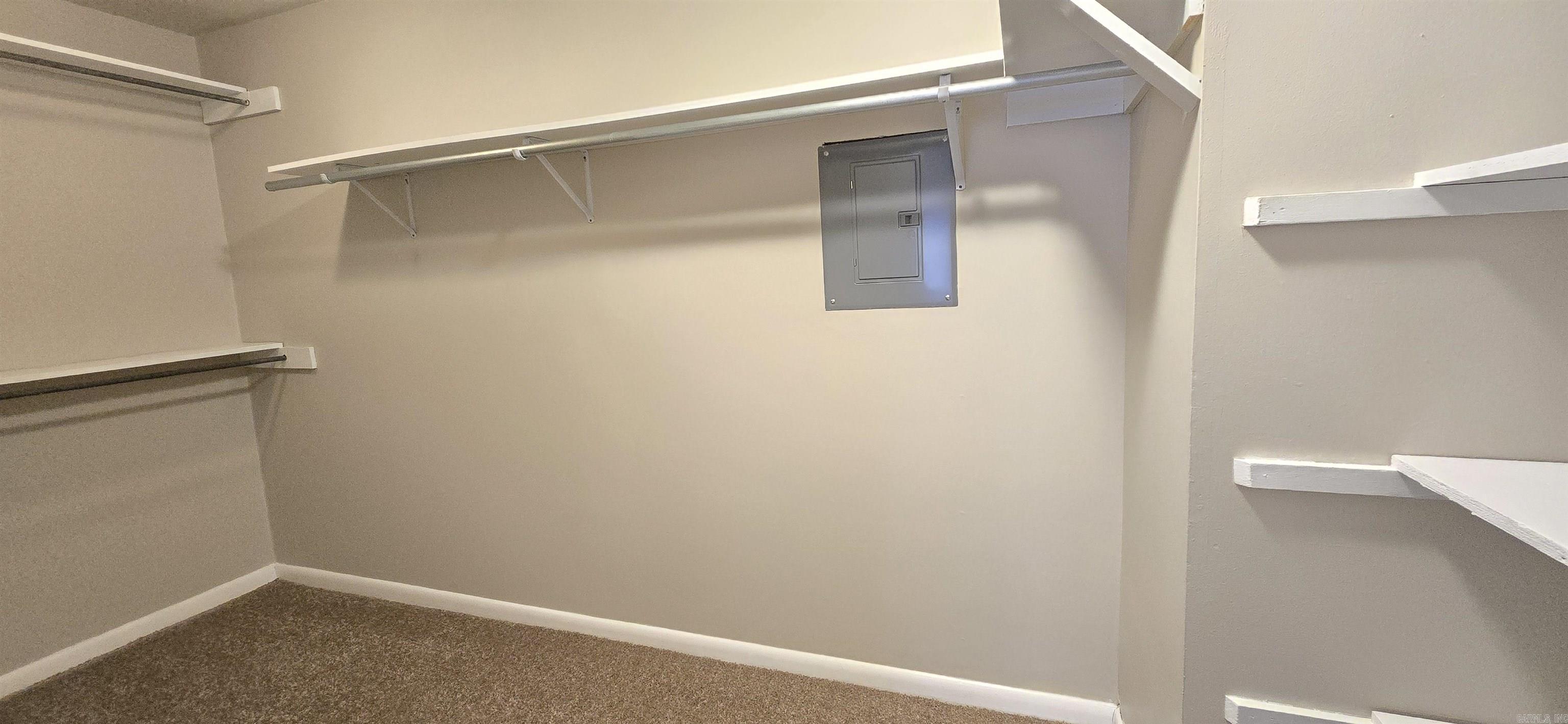 Breckenridge 1st - Residential Lease