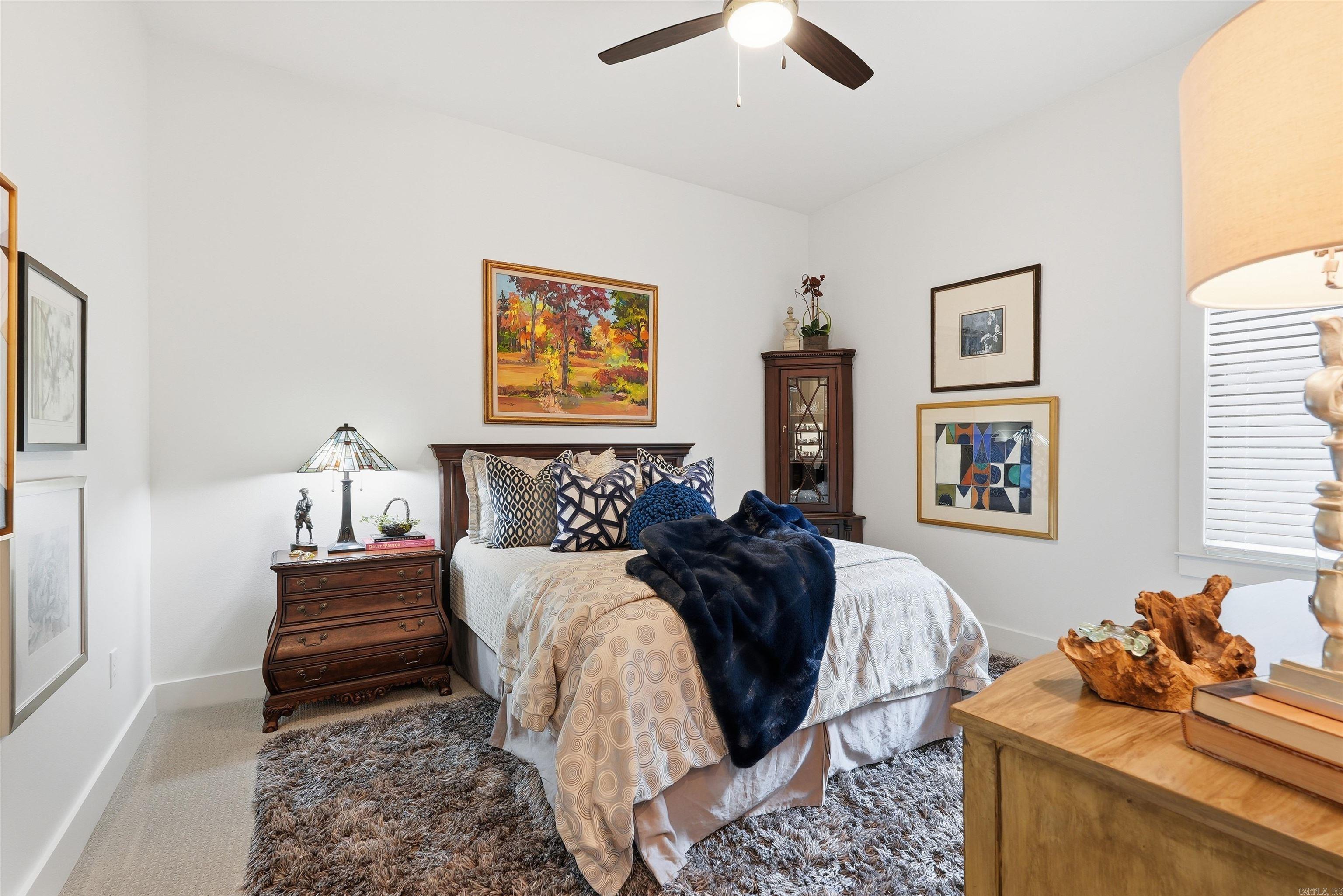 MERGERON COURT - Residential