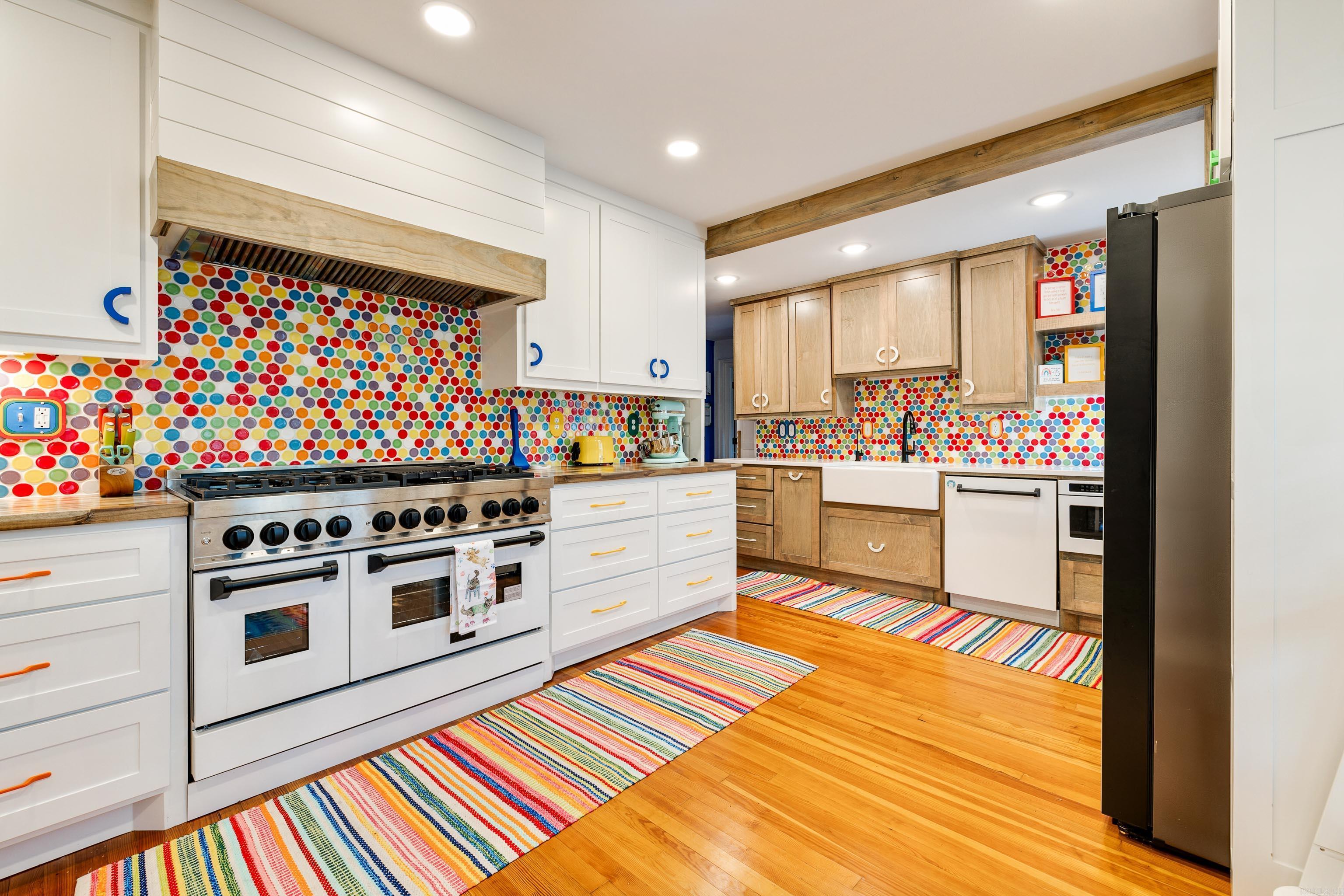 PULASKI HEIGHTS - Residential