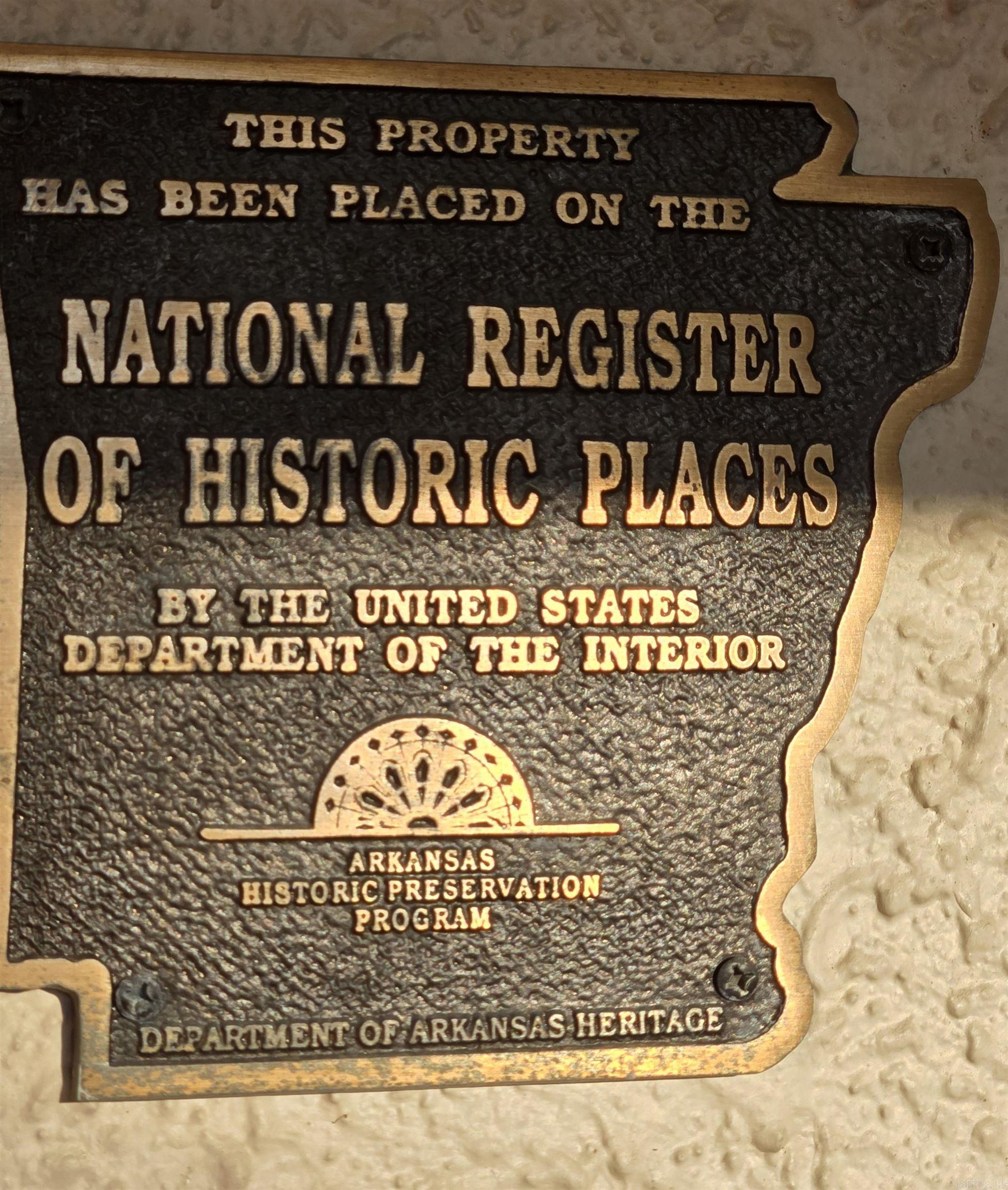 PULASKI HEIGHTS - Residential