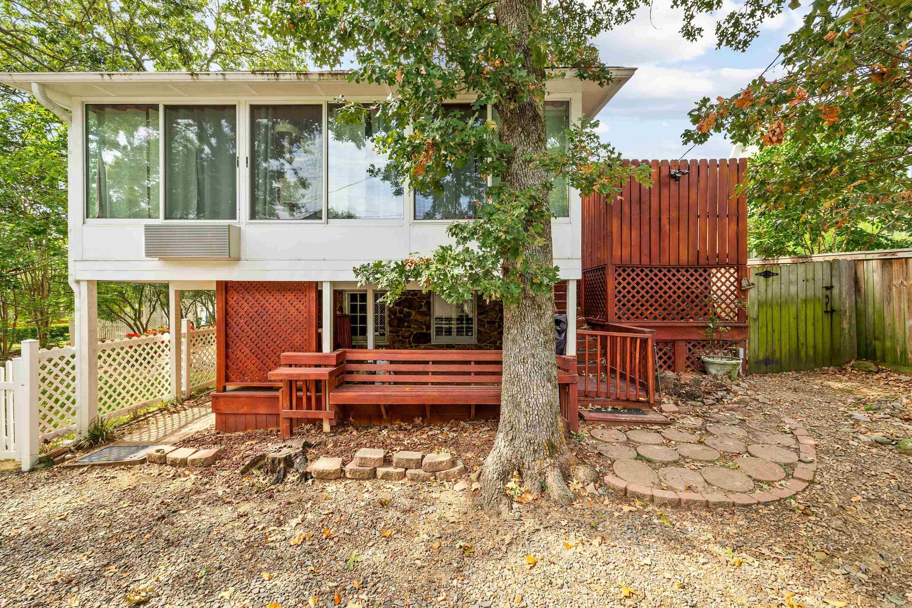 PULASKI HEIGHTS - Residential
