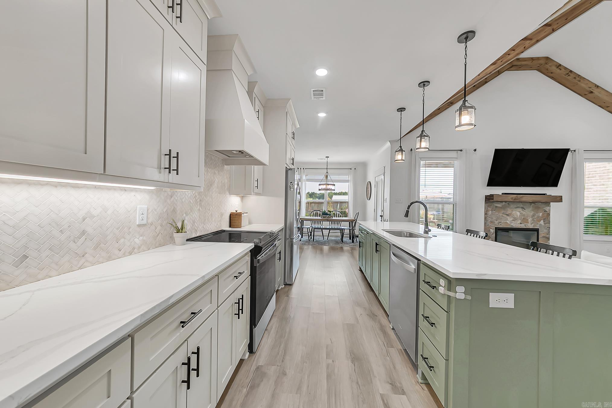 DENALI HEIGHTS - Residential