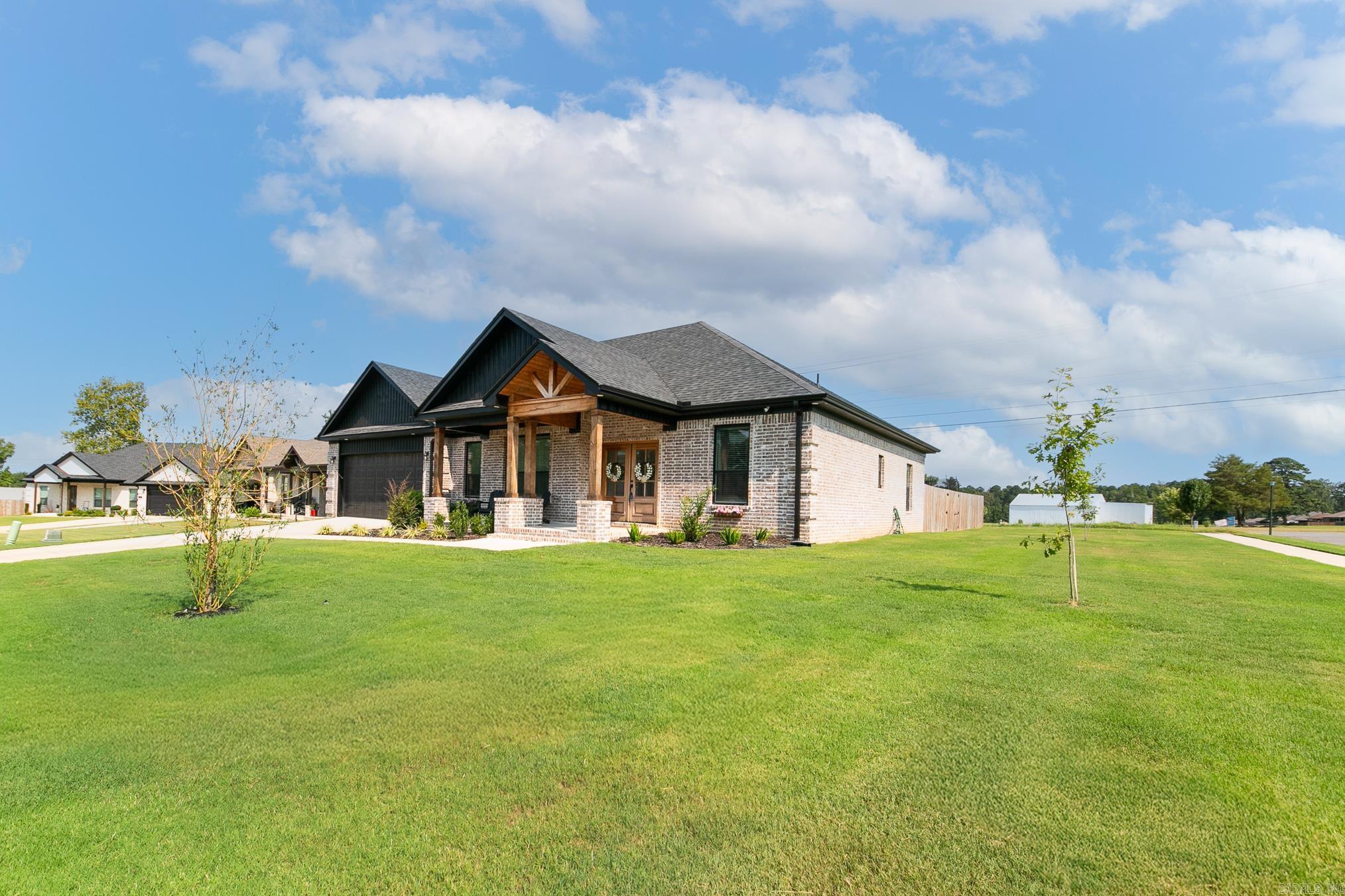 DENALI HEIGHTS - Residential