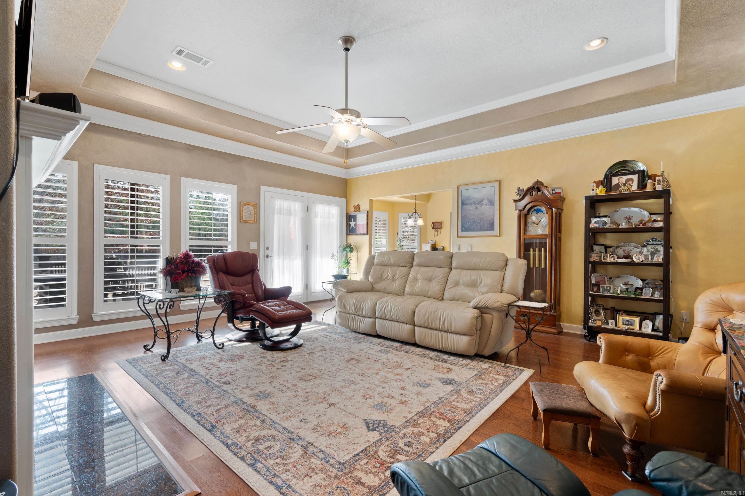 Isabella - Residential