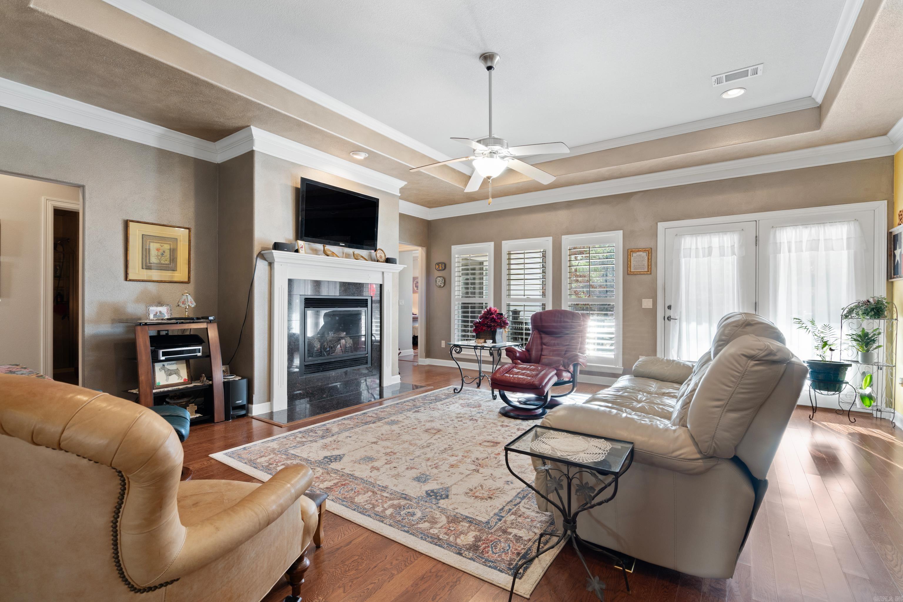 Isabella - Residential