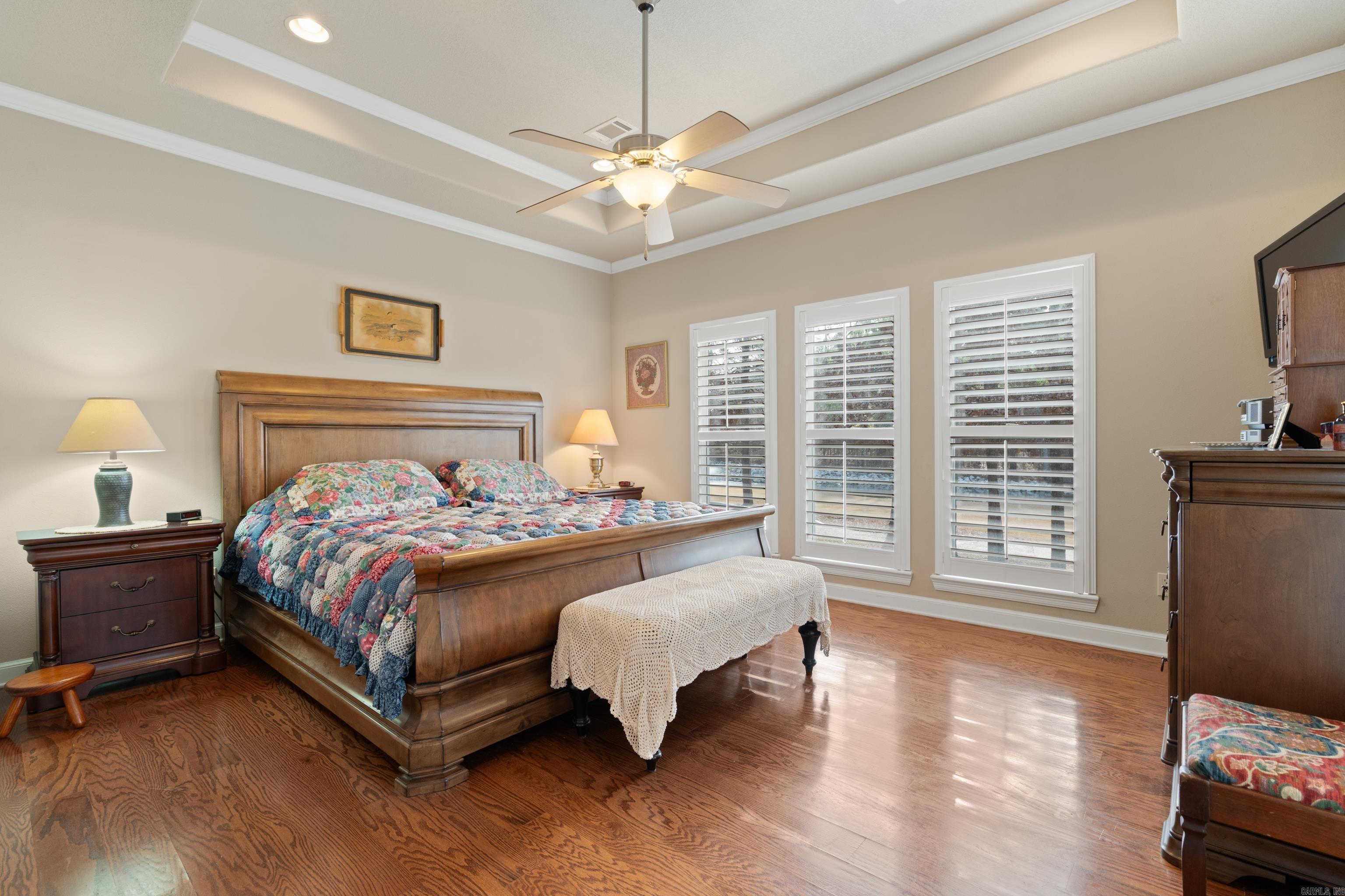 Isabella - Residential