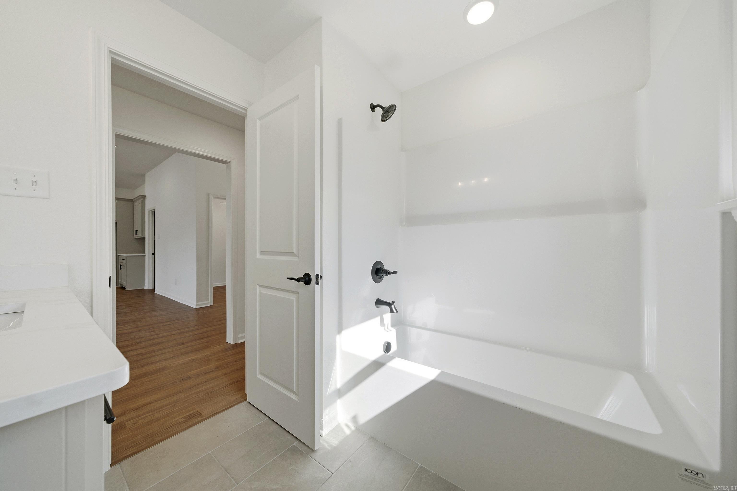 DIAMONDHEAD - Residential