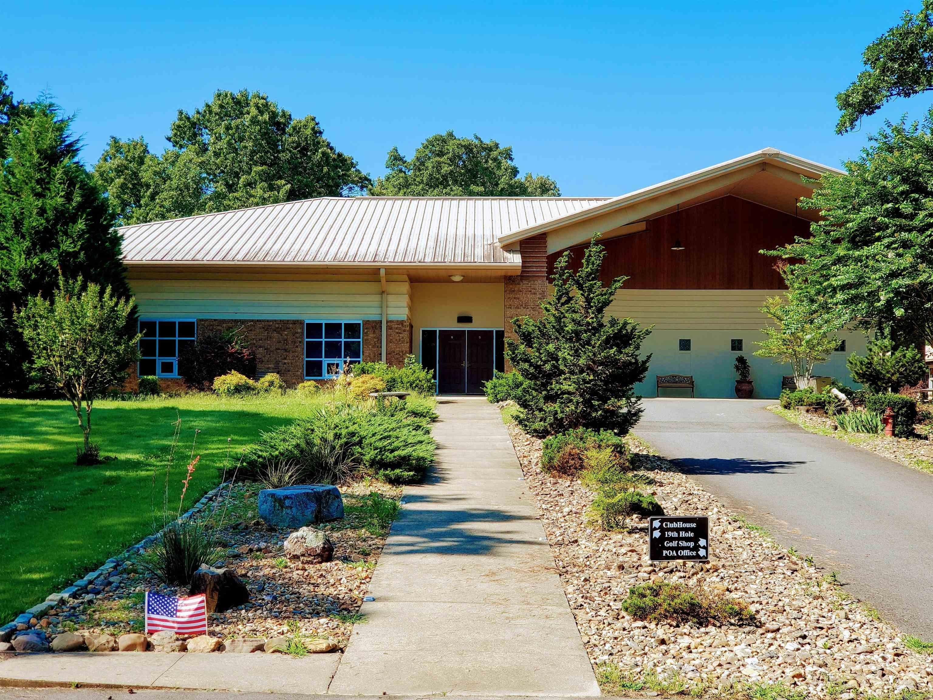 DIAMONDHEAD - Residential