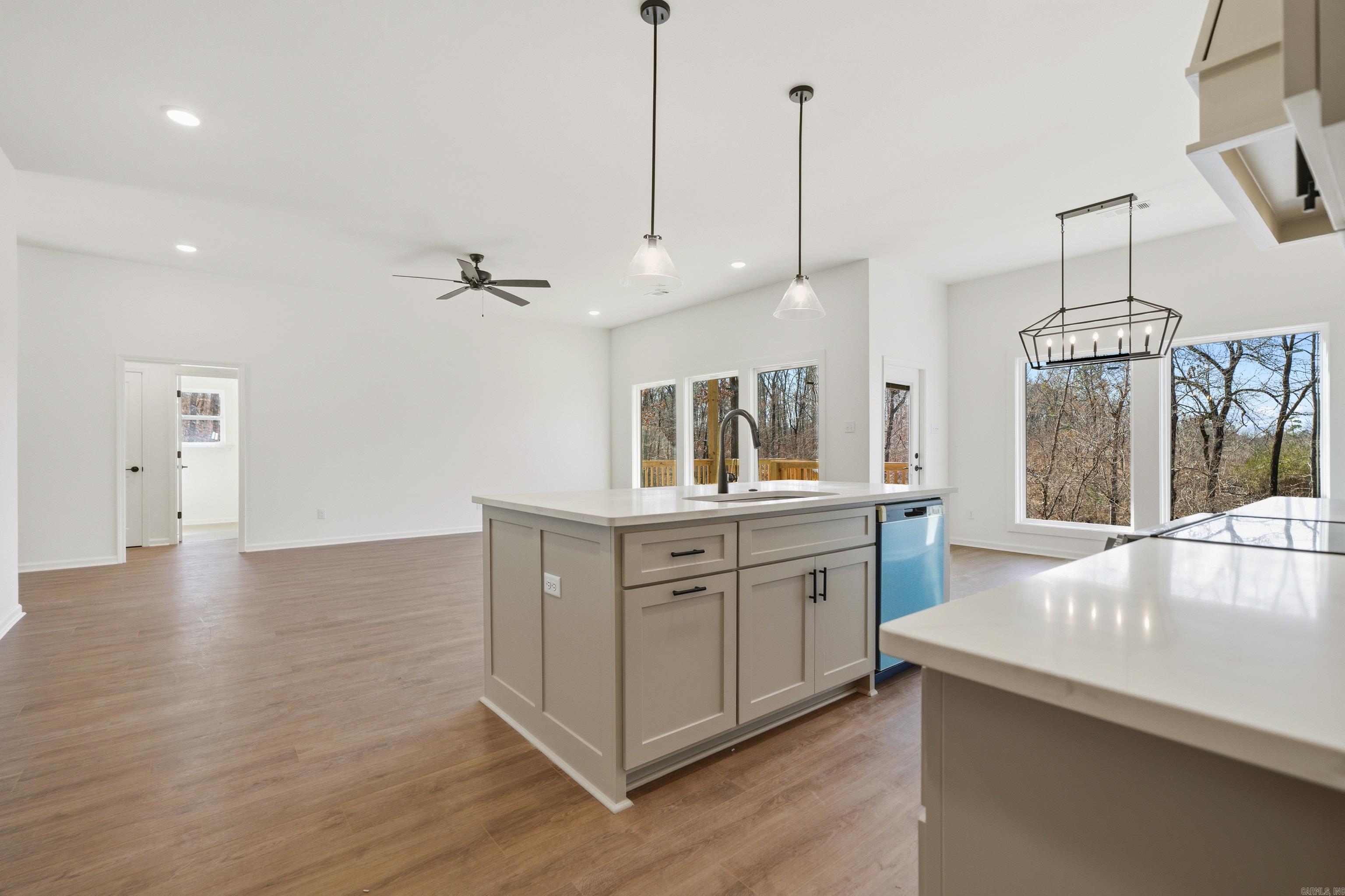 DIAMONDHEAD - Residential