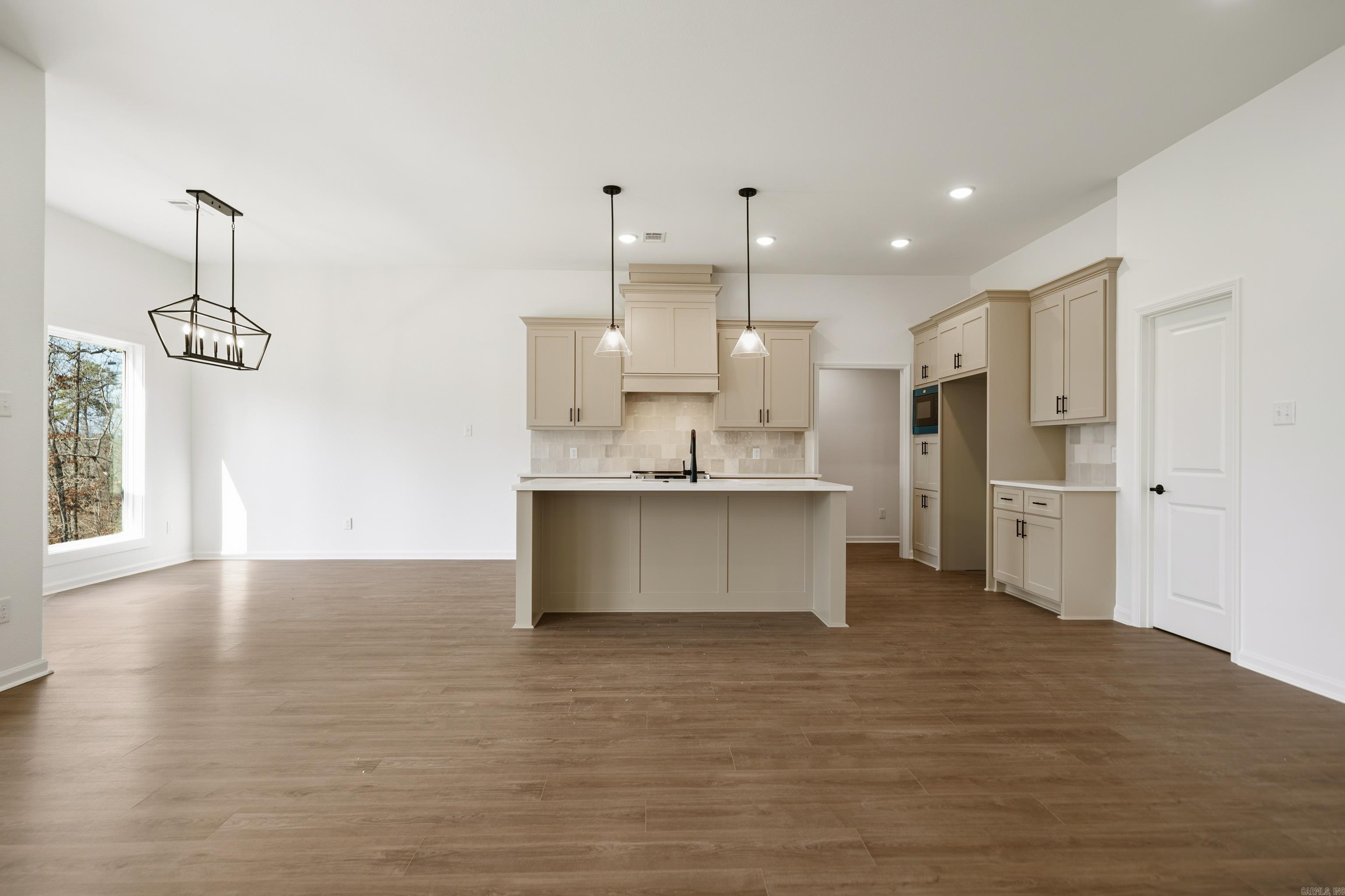 DIAMONDHEAD - Residential