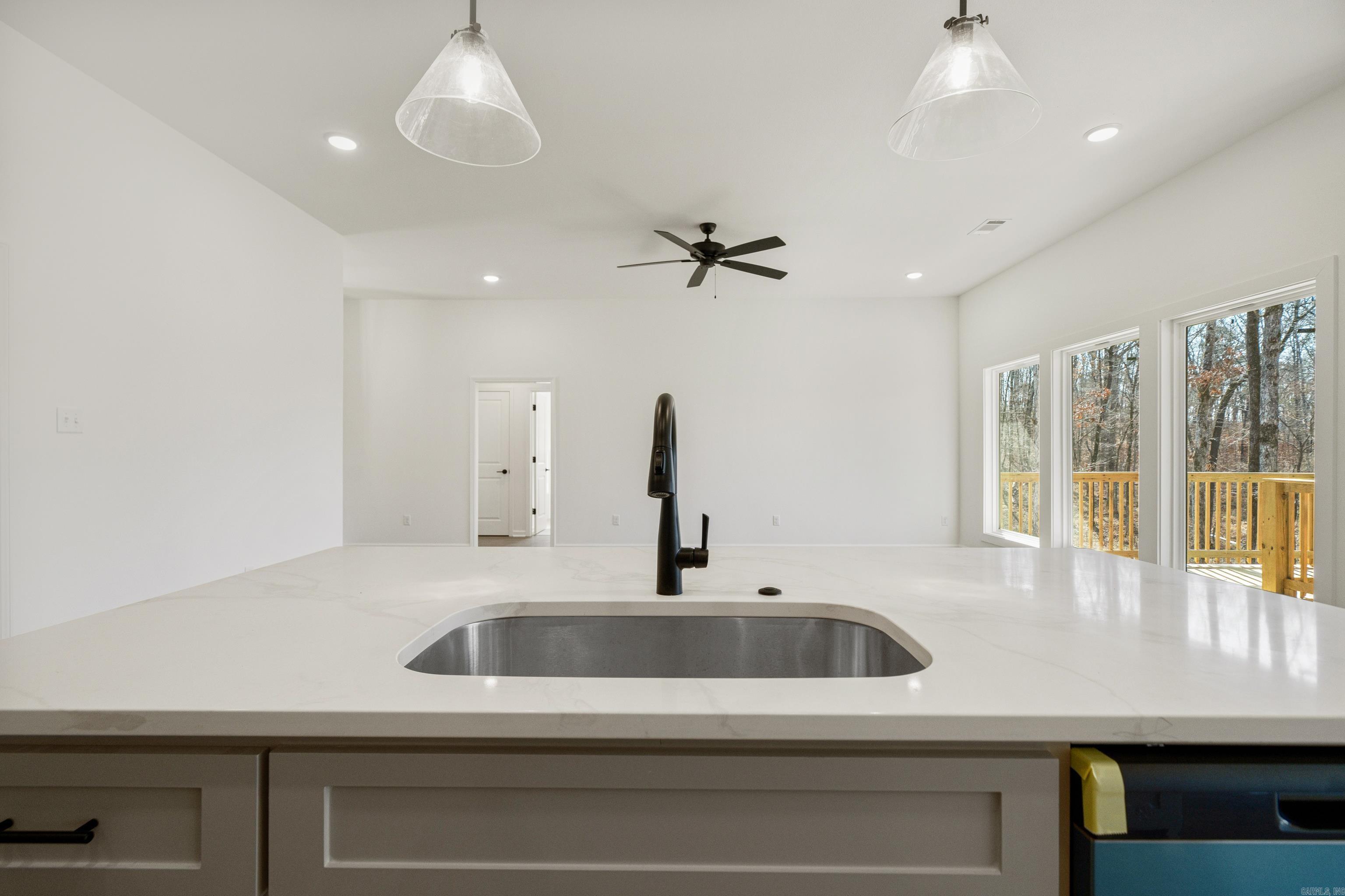 DIAMONDHEAD - Residential