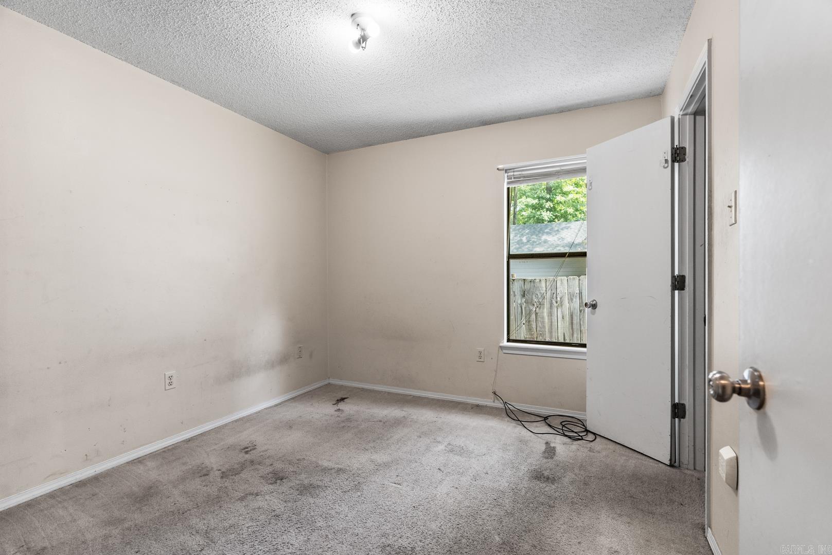 ROLLING OAKS - Residential