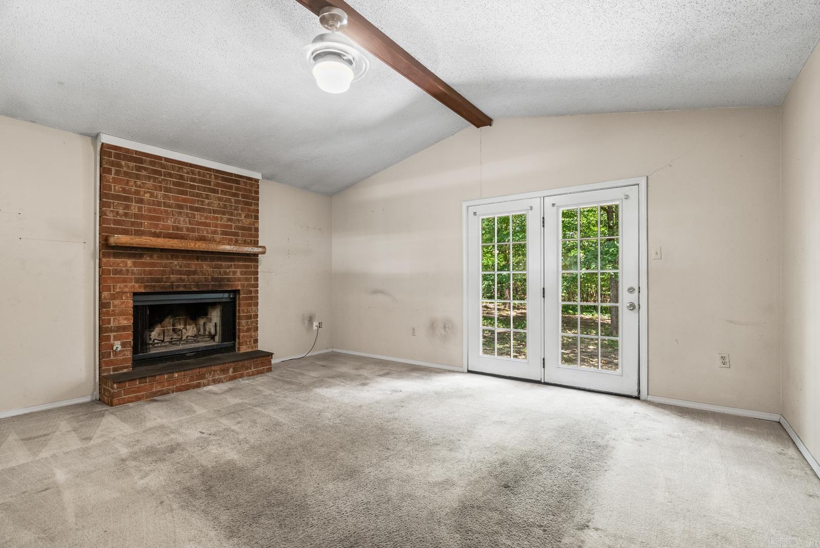 ROLLING OAKS - Residential