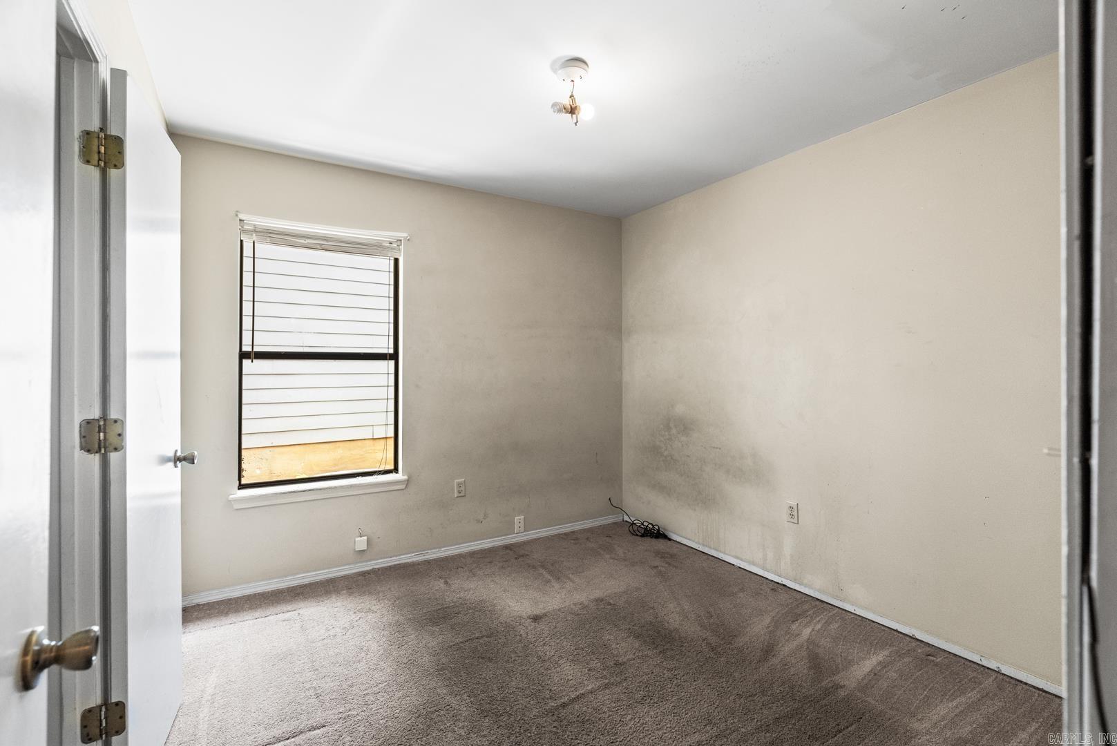 ROLLING OAKS - Residential