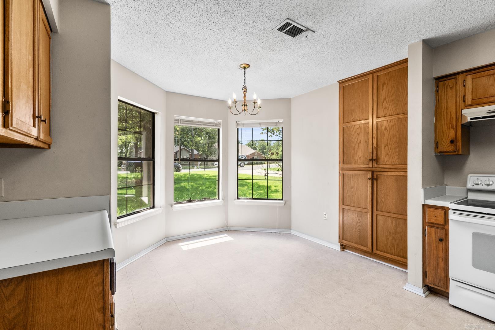 ROLLING OAKS - Residential