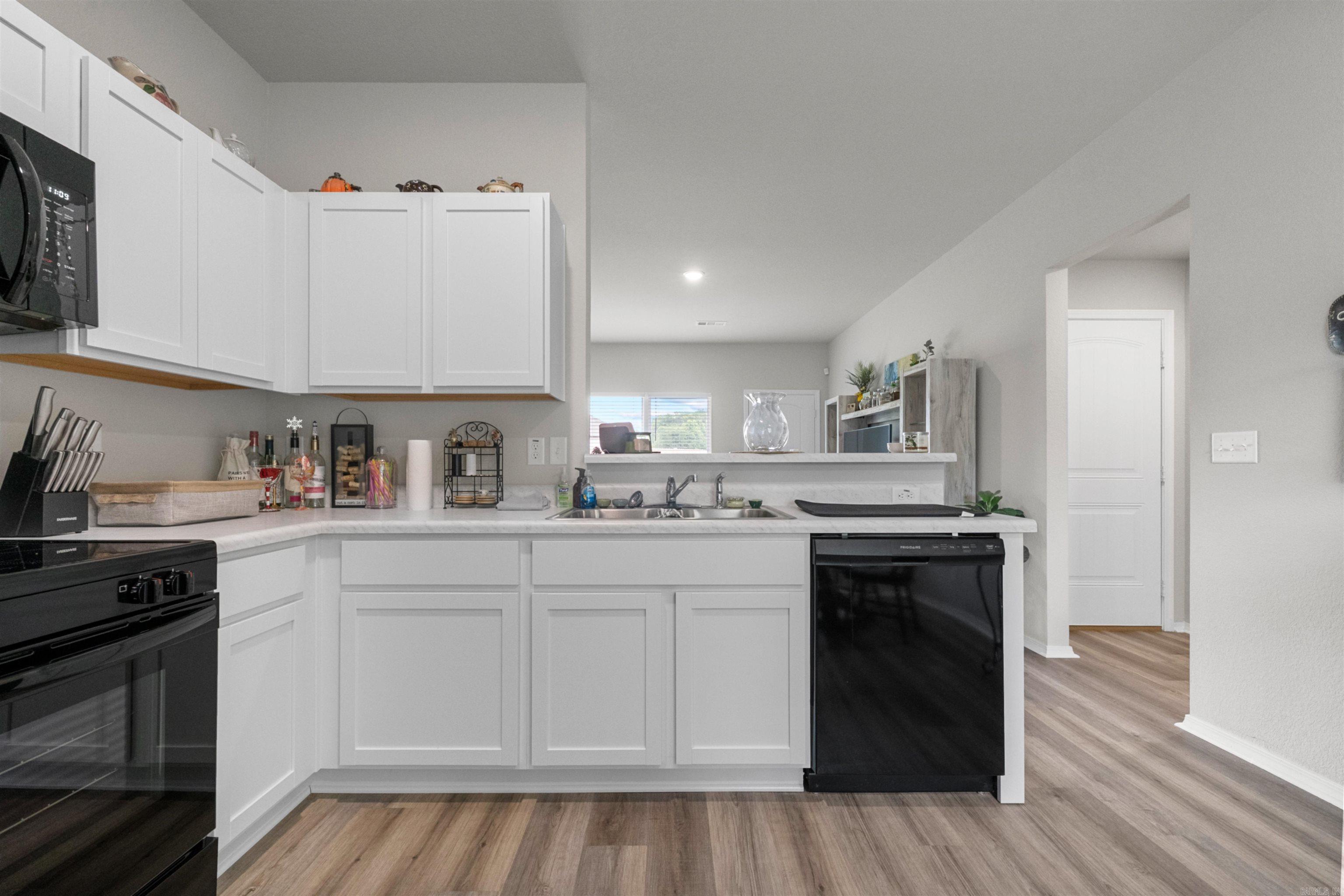SOUTHFORK S/D - Residential
