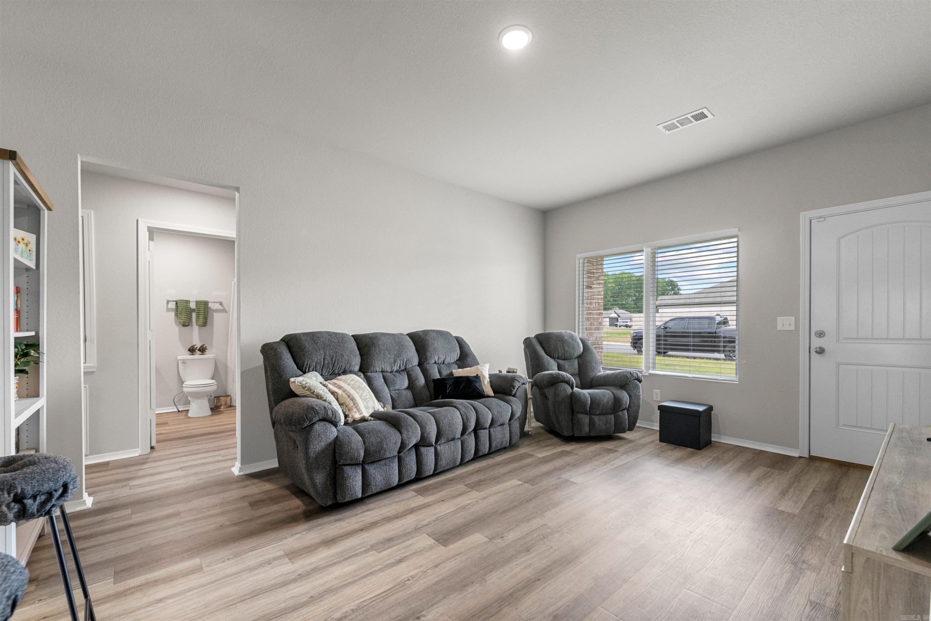SOUTHFORK S/D - Residential
