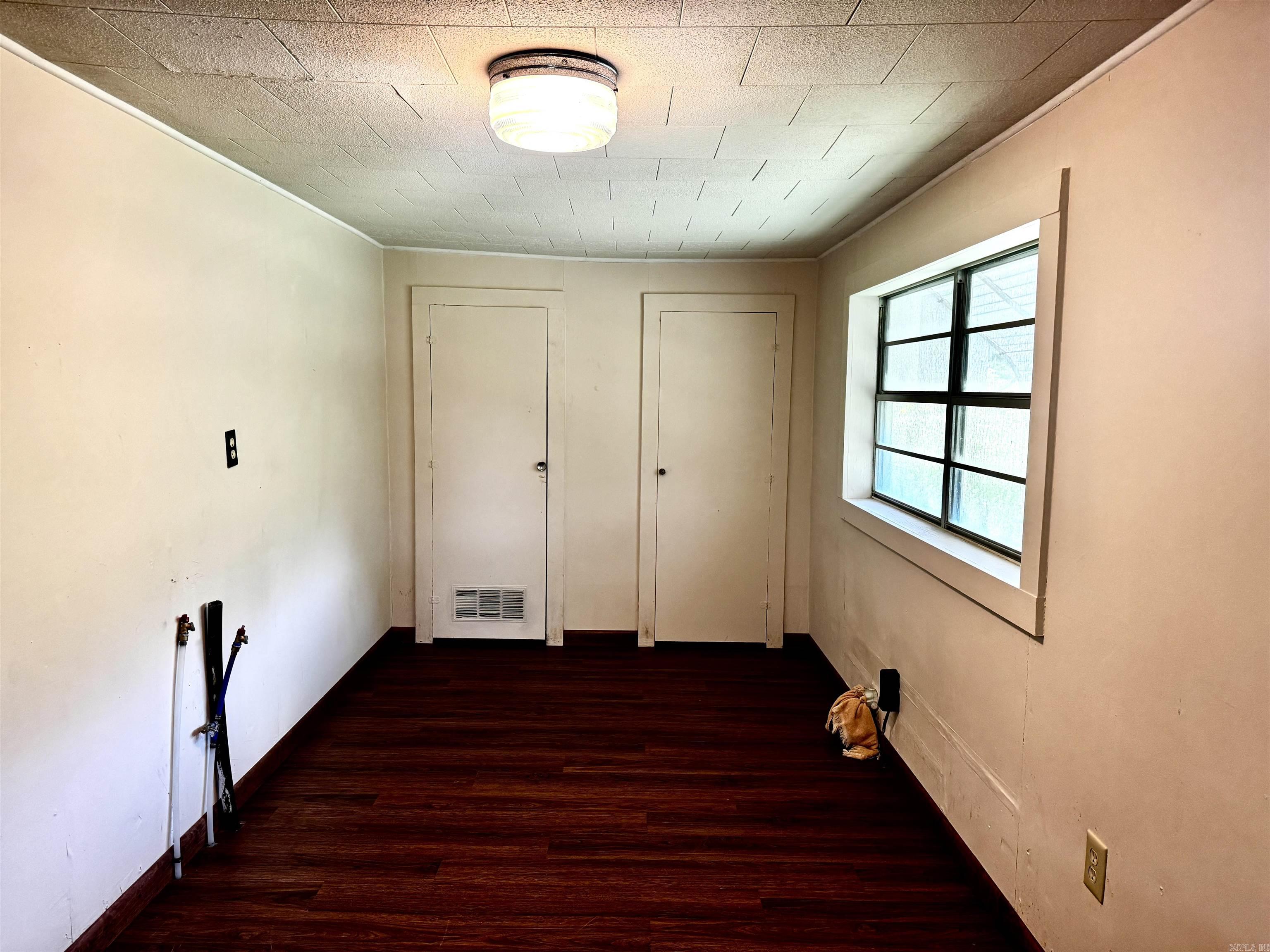 MOUNT IDA CITY ACREAGE - Residential