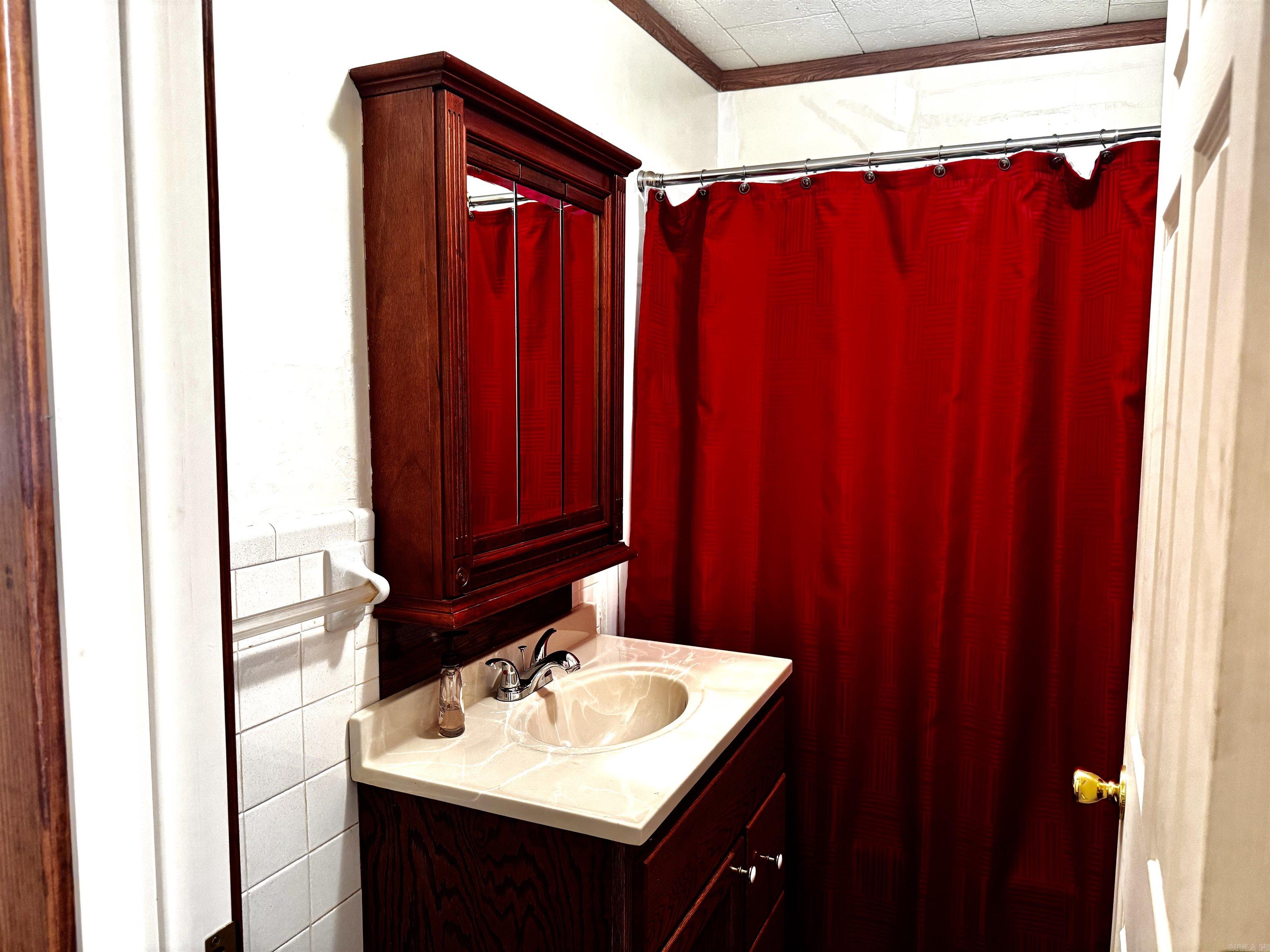 MOUNT IDA CITY ACREAGE - Residential