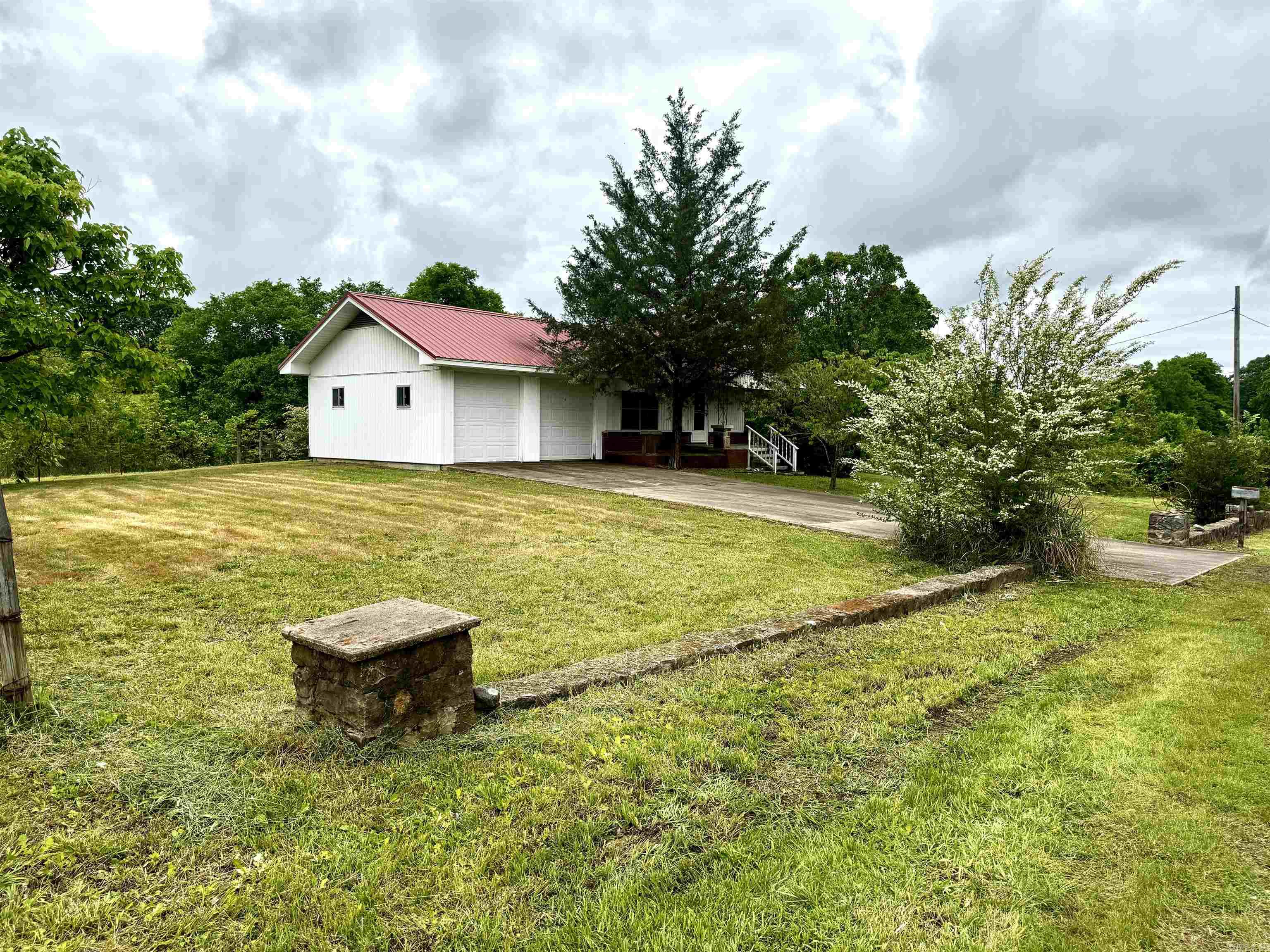 MOUNT IDA CITY ACREAGE - Residential