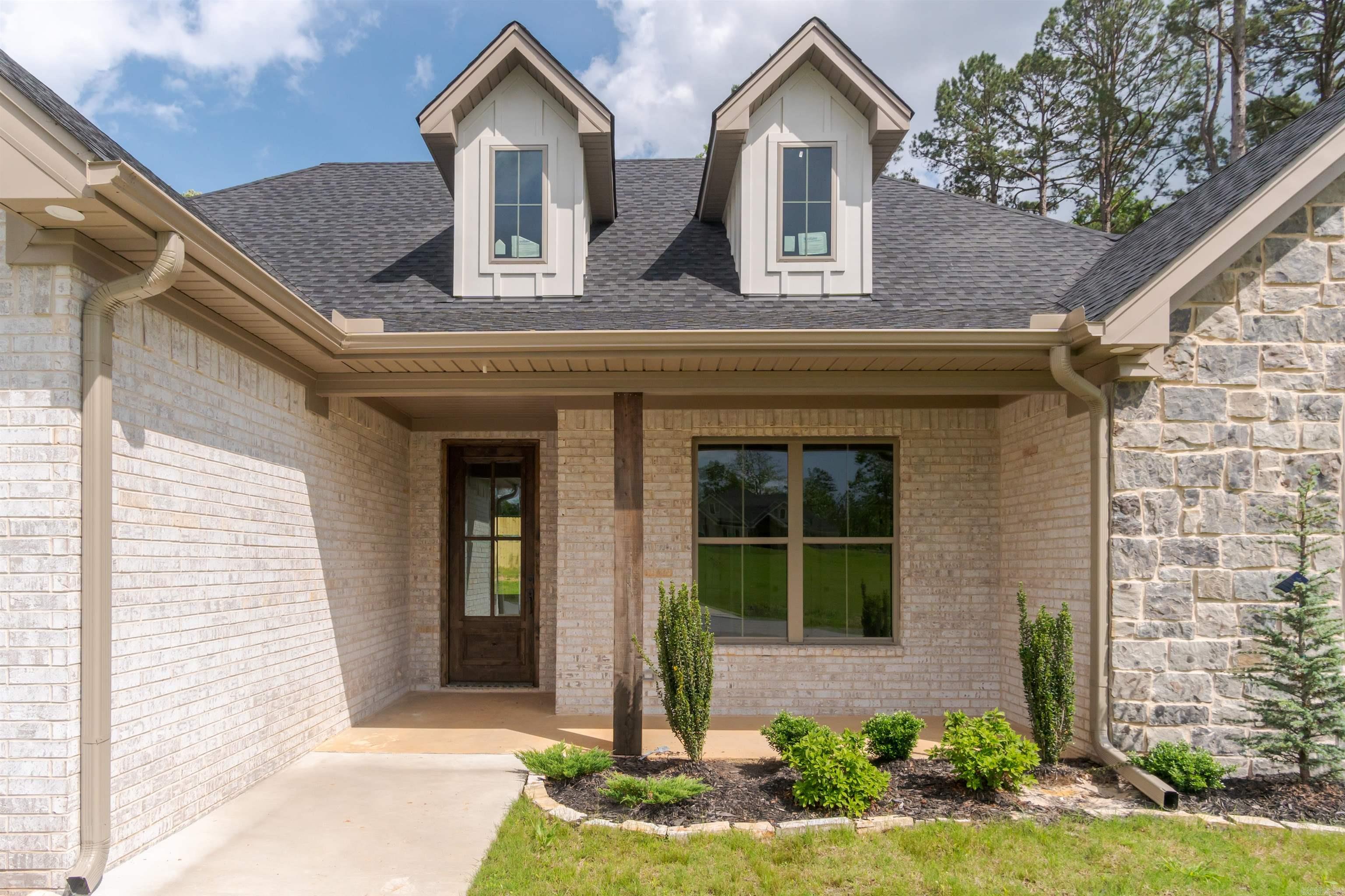 CHARLESTON PLACE SUBDIVISION - Residential