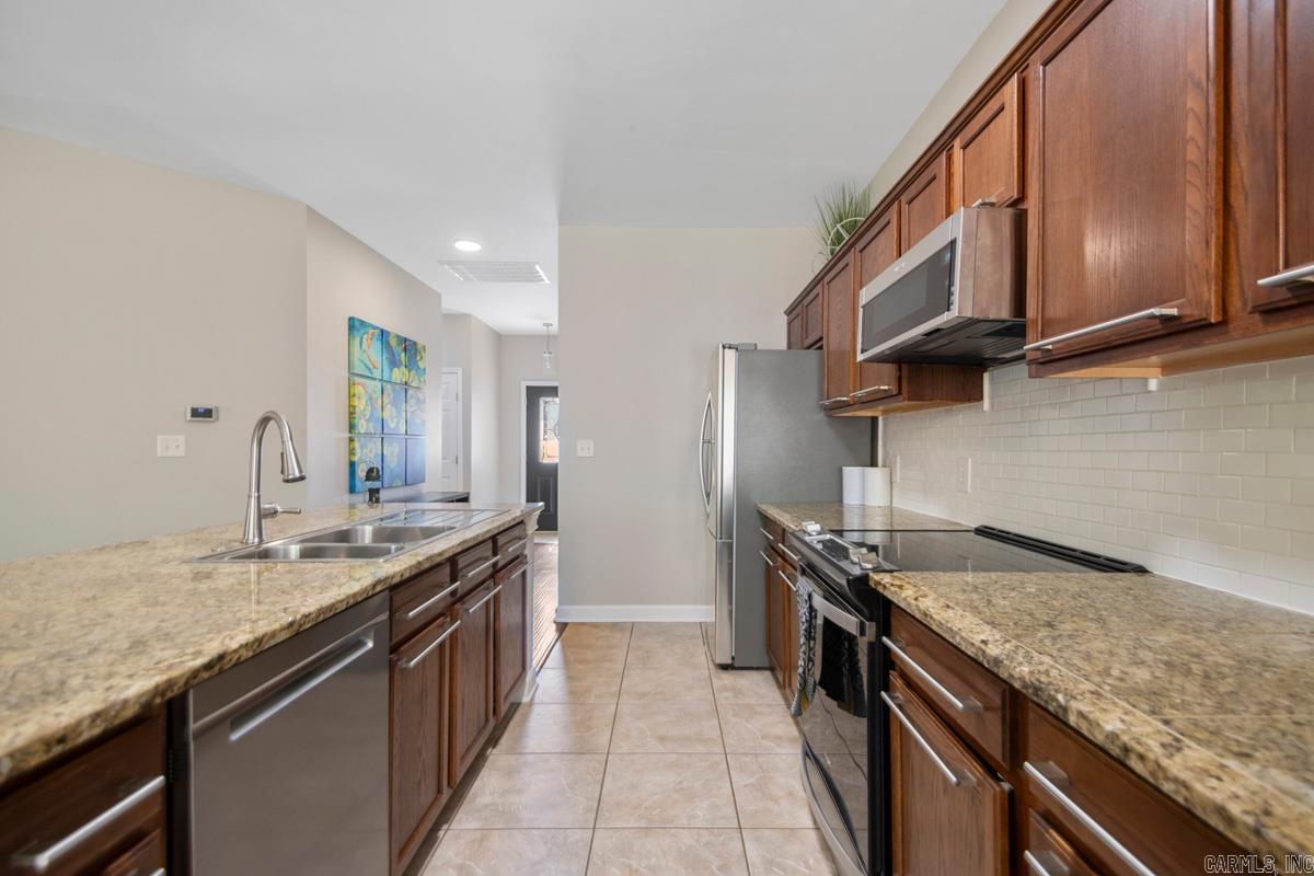 PERRY PLACE - Residential