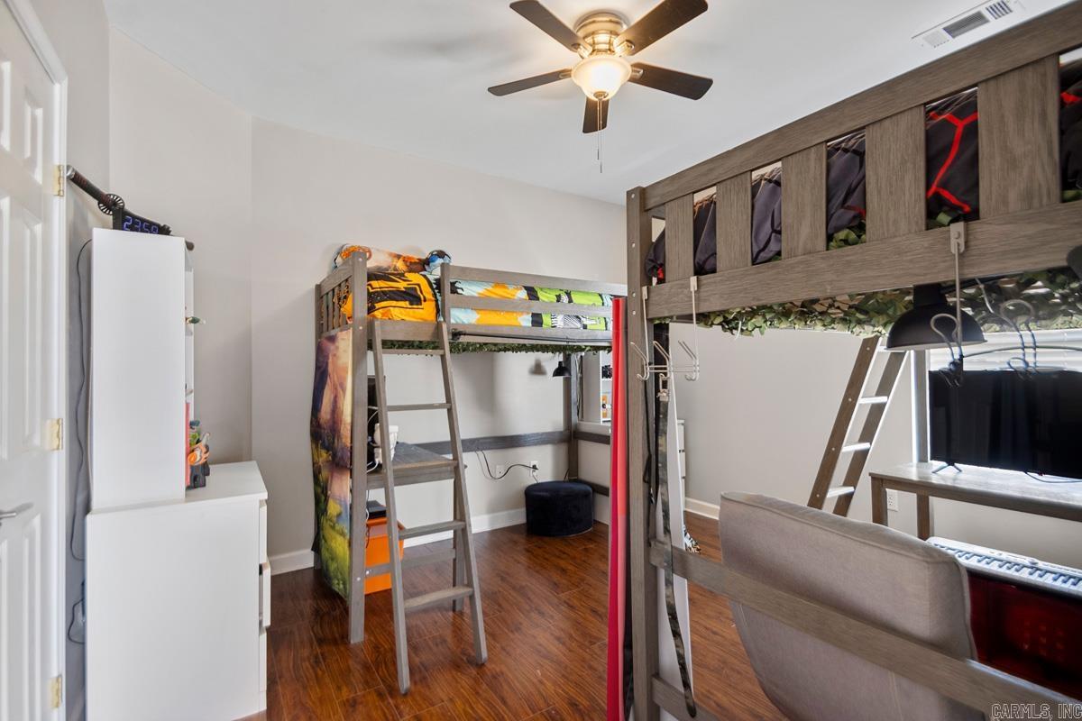 PERRY PLACE - Residential