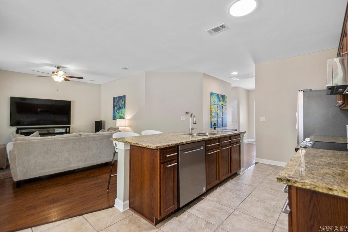 PERRY PLACE - Residential