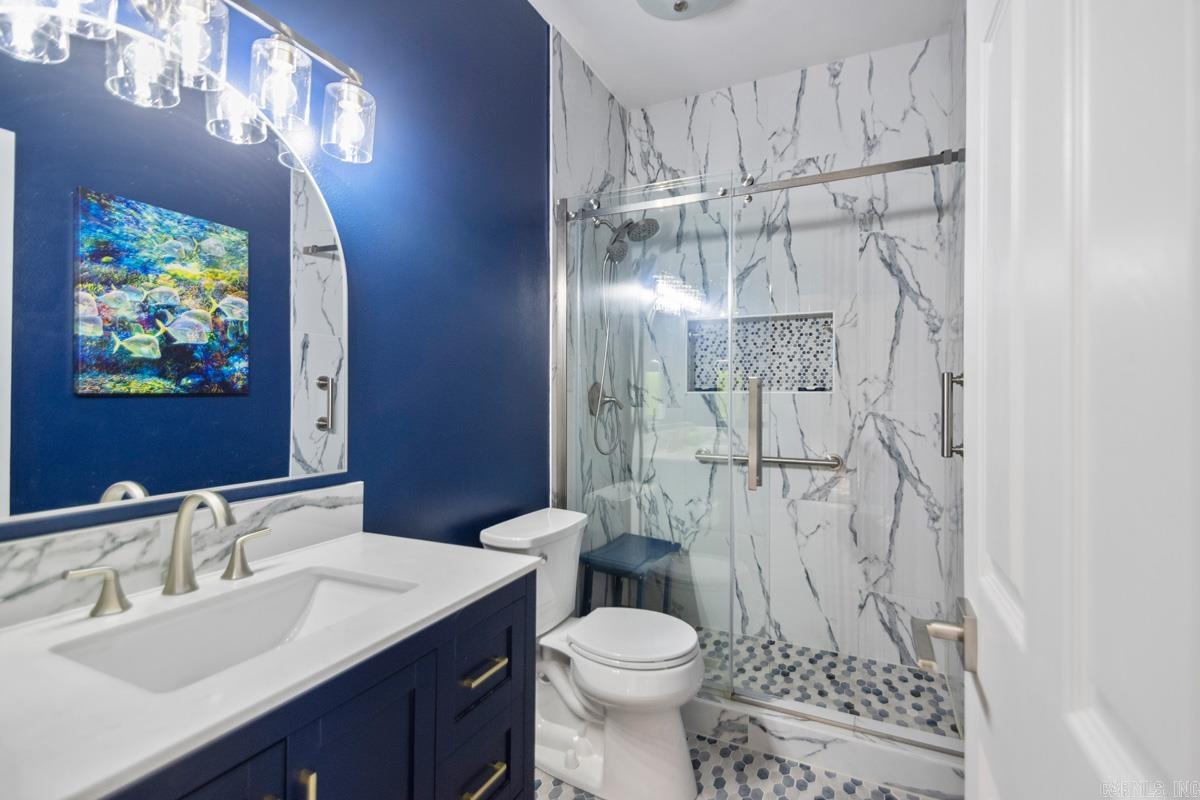 PERRY PLACE - Residential